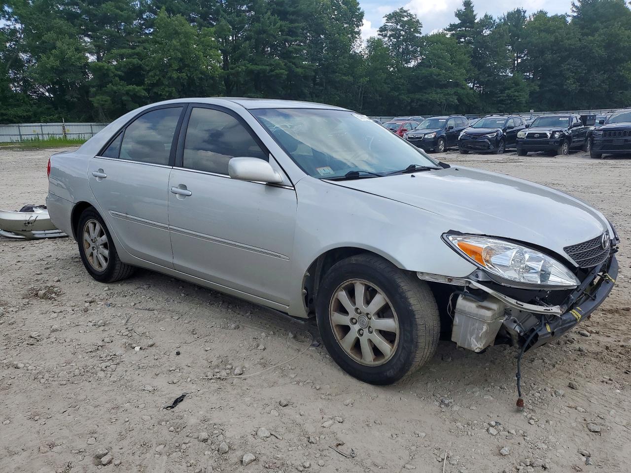 2004 Toyota Camry Xle V6 Silver vin: 4T1BF30K04U587580