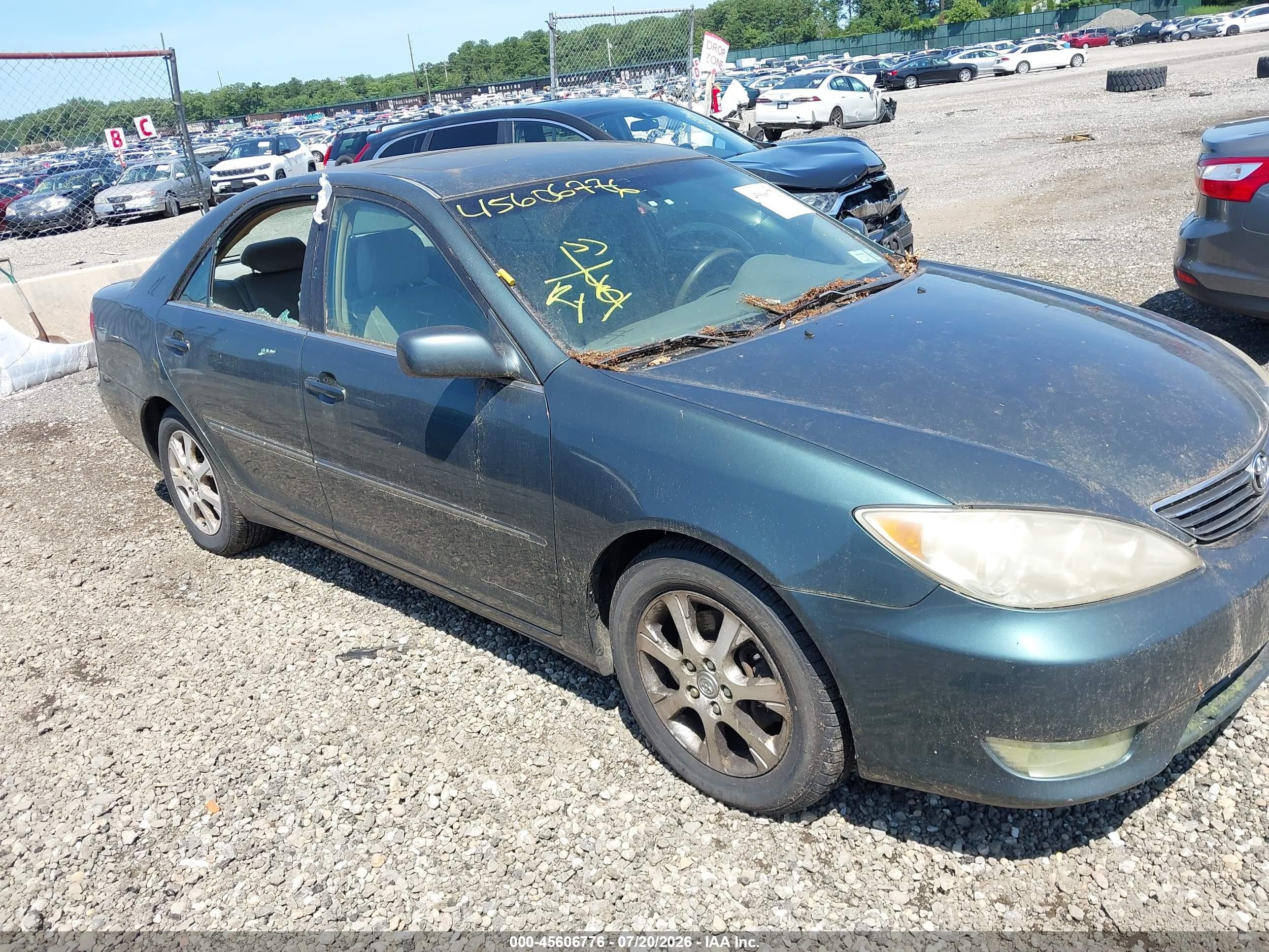 2005 Toyota Camry Xle V6 Зеленый vin: 4T1BF30K05U088442