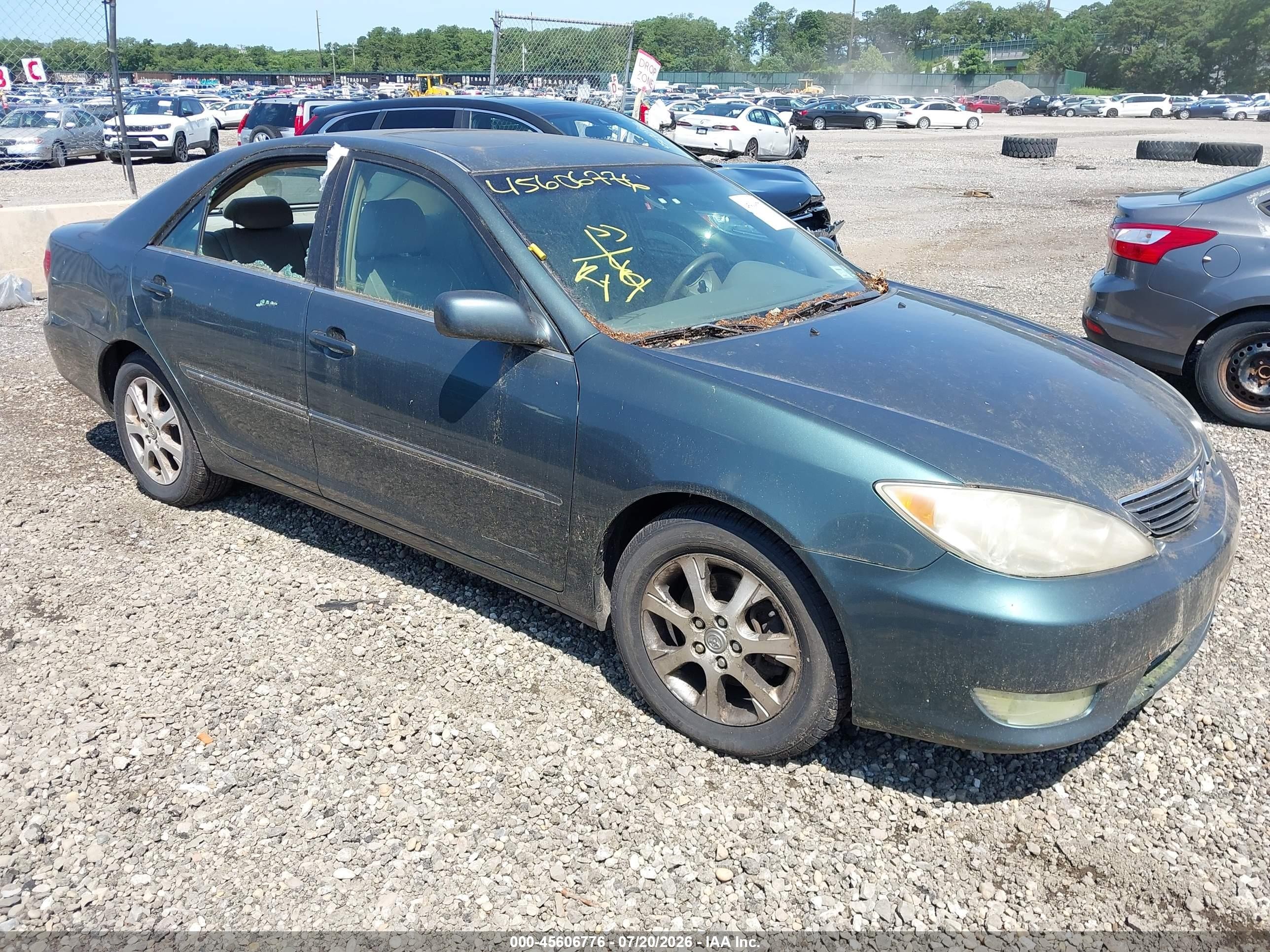 2005 Toyota Camry Xle V6 Зеленый vin: 4T1BF30K05U088442