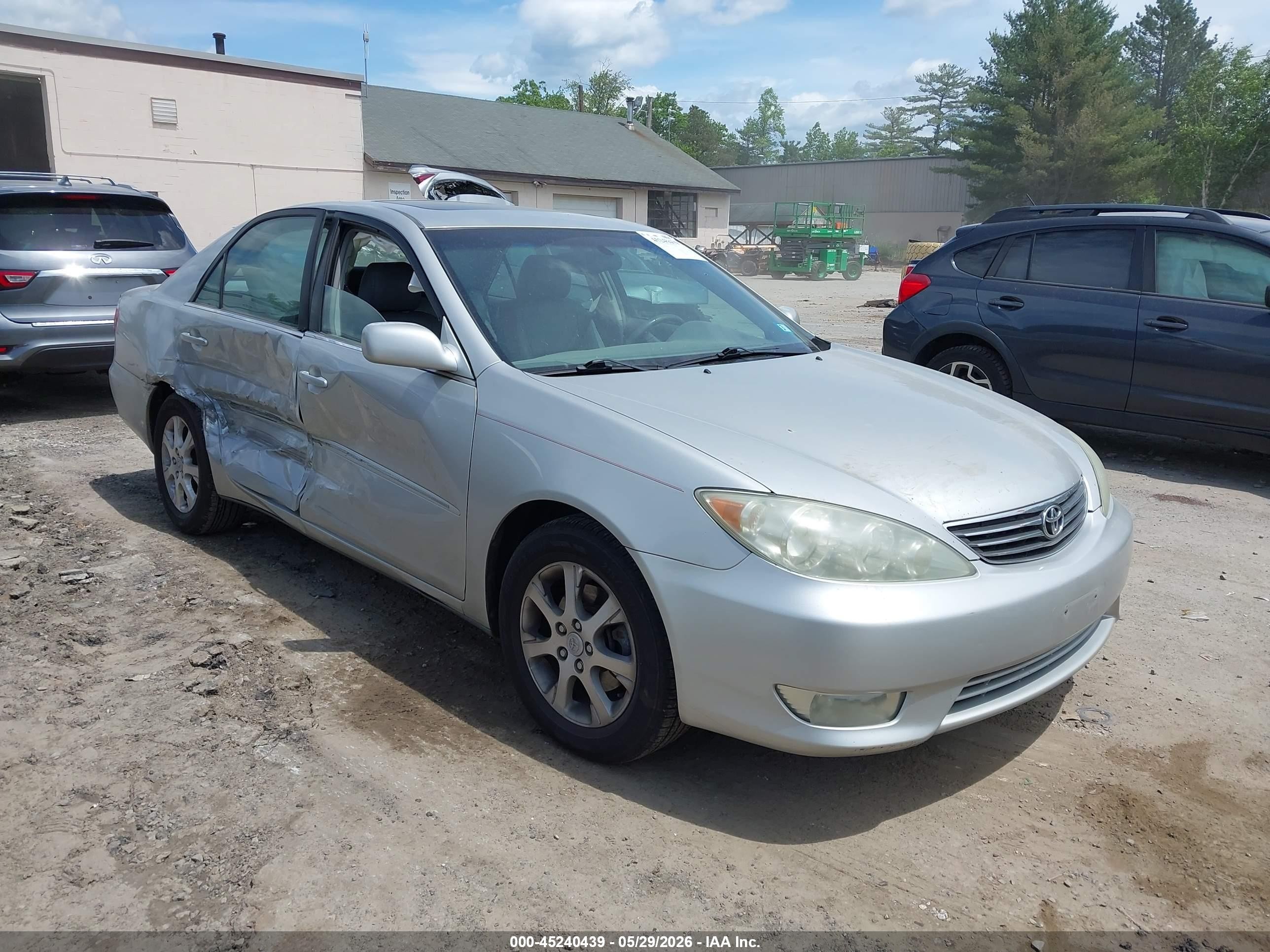 2005 Toyota Camry Xle V6 Silver vin: 4T1BF30K05U093981