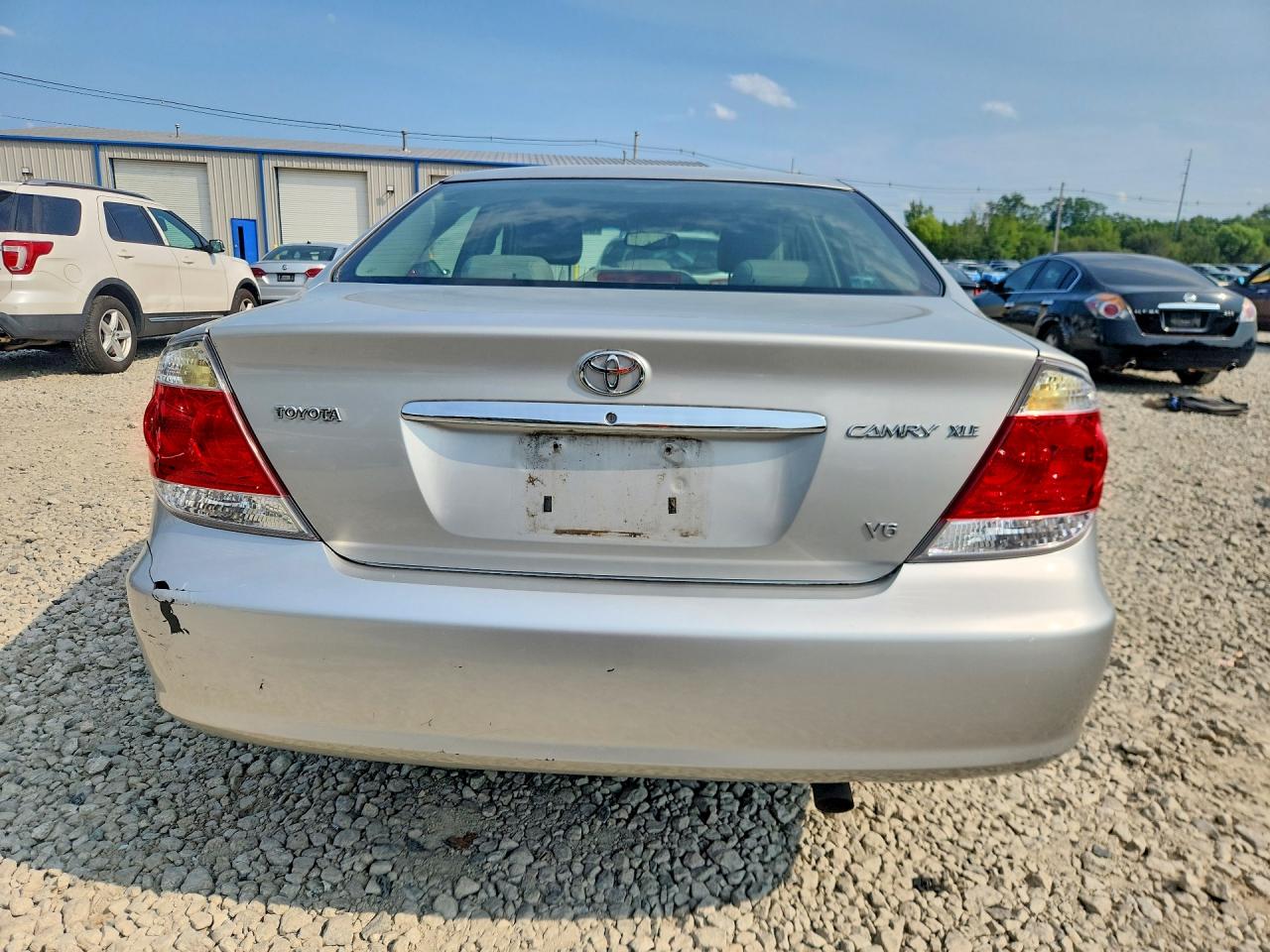 2005 Toyota Camry Xle V6 Серебряный vin: 4T1BF30K05U104736