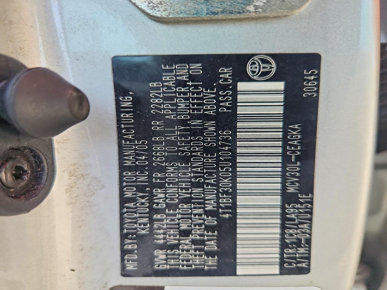 2005 Toyota Camry Xle V6 Серебряный vin: 4T1BF30K05U104736
