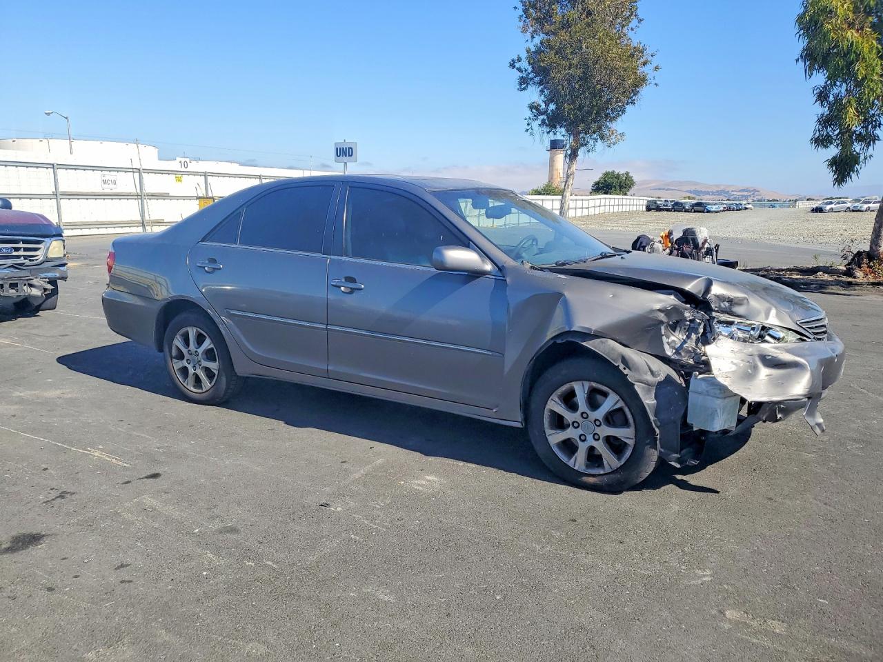 2005 Toyota Camry Xle V6 Gray vin: 4T1BF30K05U591291