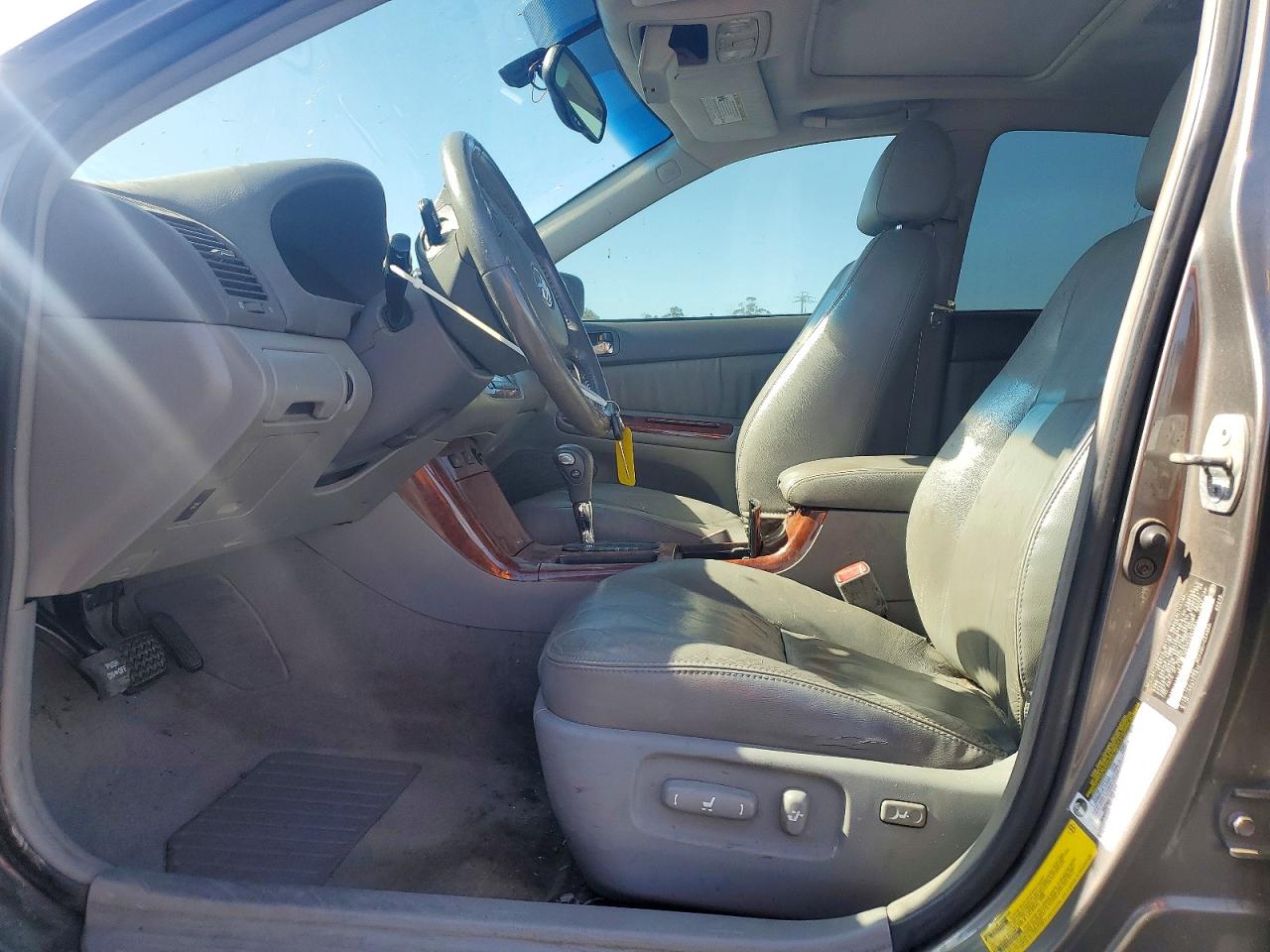 2005 Toyota Camry Xle V6 Gray vin: 4T1BF30K05U591291