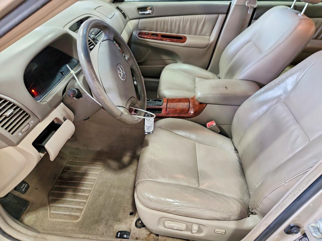 2006 Toyota Camry Xle V6 Tan vin: 4T1BF30K06U118511