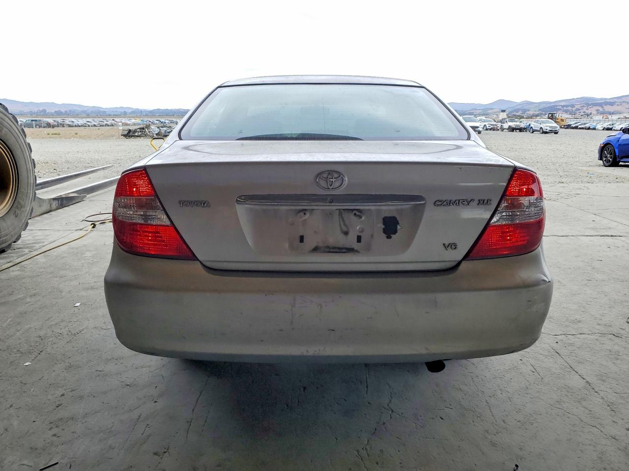 2003 Toyota Camry Xle V6 Silver vin: 4T1BF30K13U554523