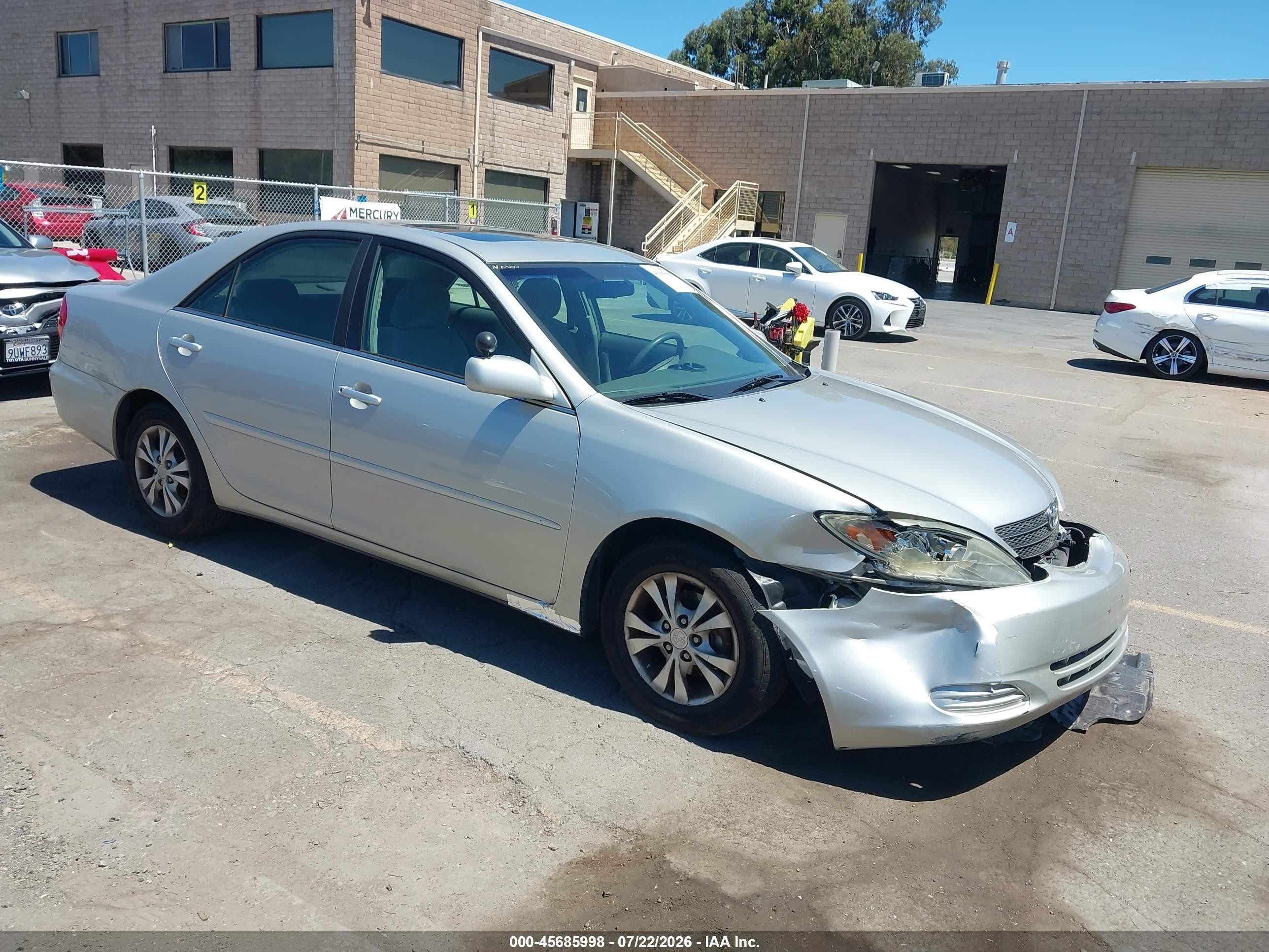 2004 Toyota Camry Le V6 Silver vin: 4T1BF30K14U574854