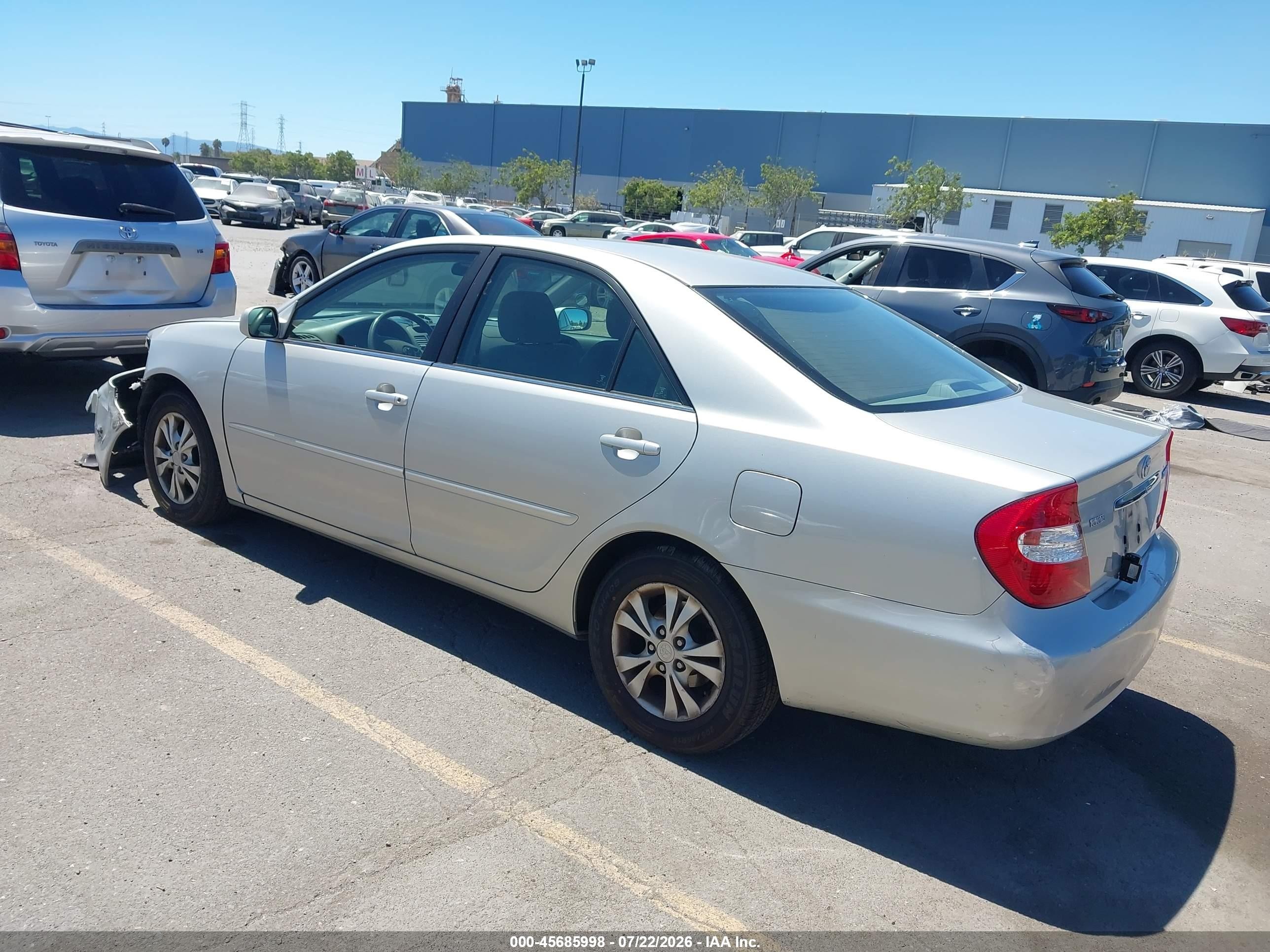 2004 Toyota Camry Le V6 Silver vin: 4T1BF30K14U574854