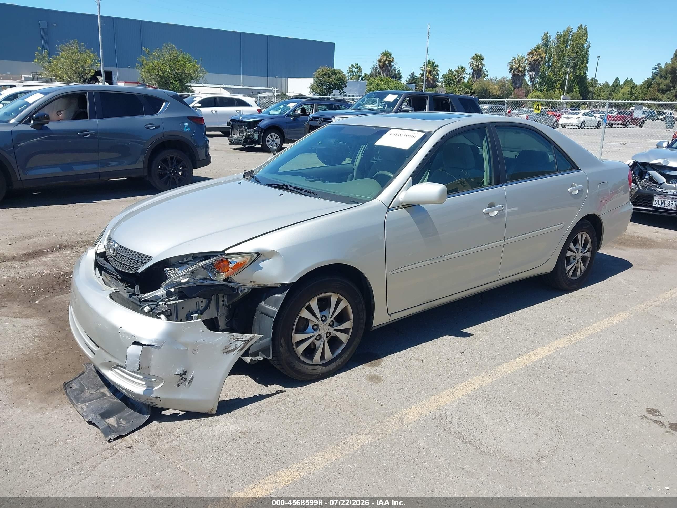 2004 Toyota Camry Le V6 Silver vin: 4T1BF30K14U574854