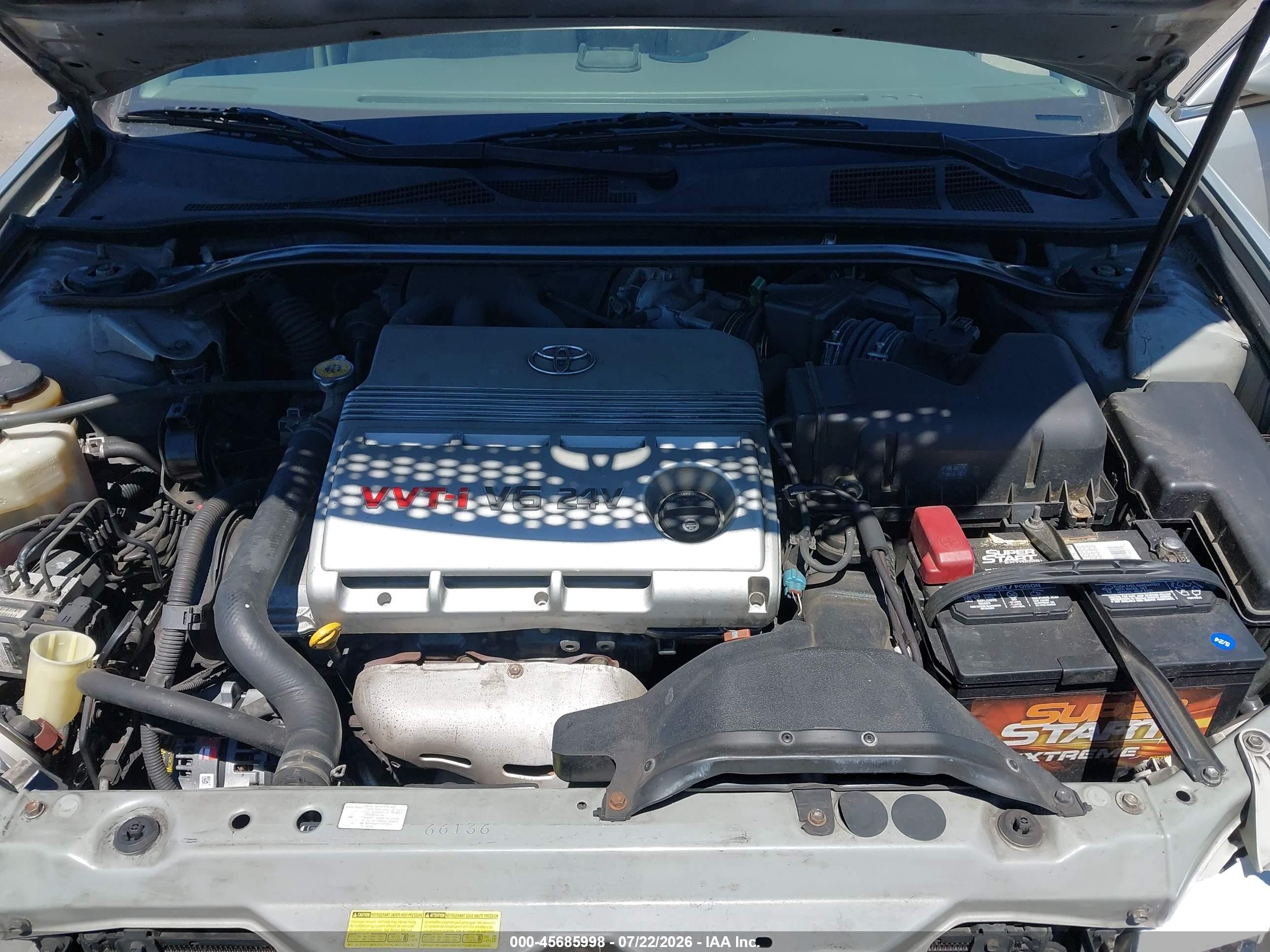2004 Toyota Camry Le V6 Silver vin: 4T1BF30K14U574854