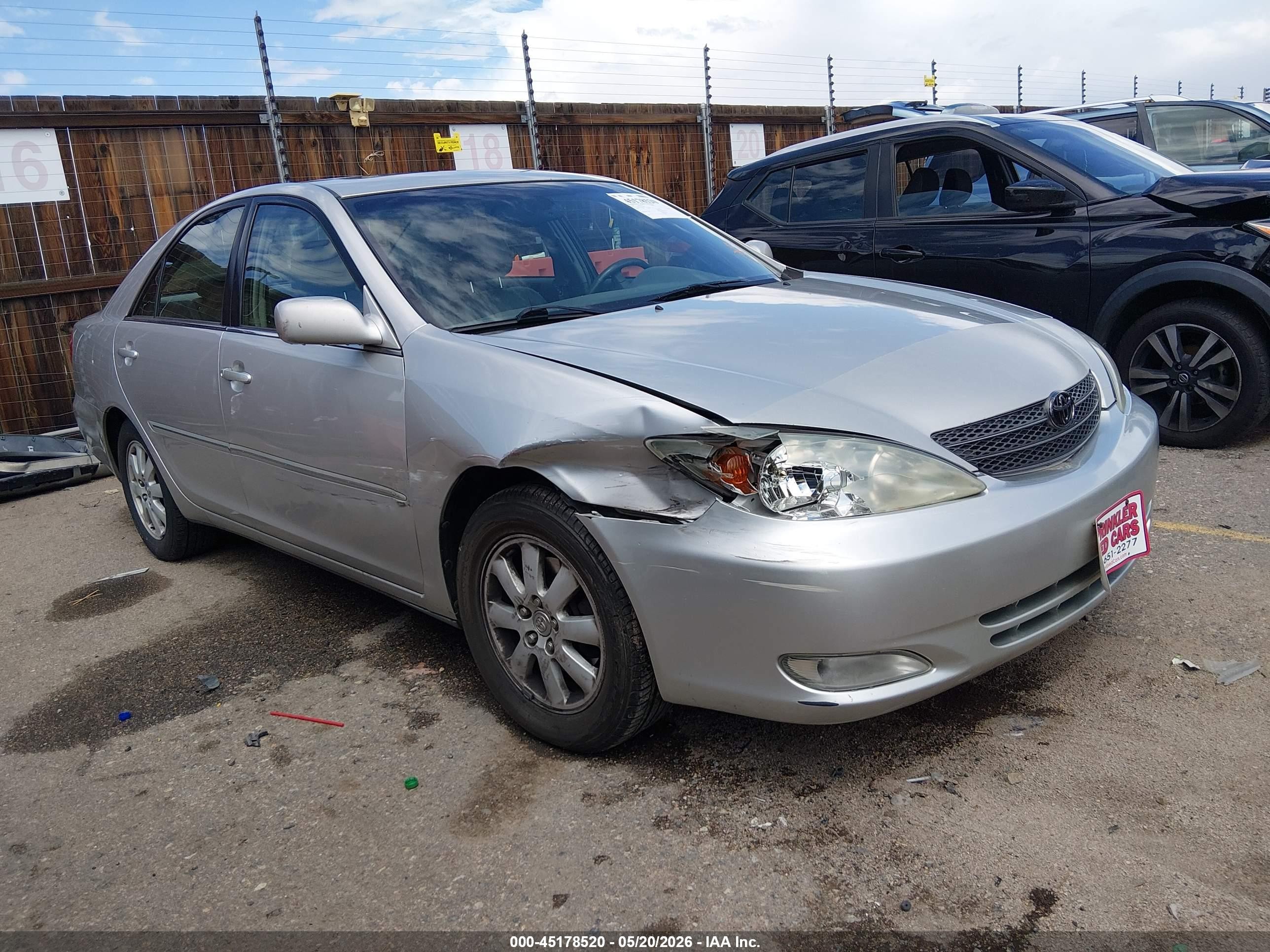 2004 Toyota Camry Xle V6 Silver vin: 4T1BF30K14U589869