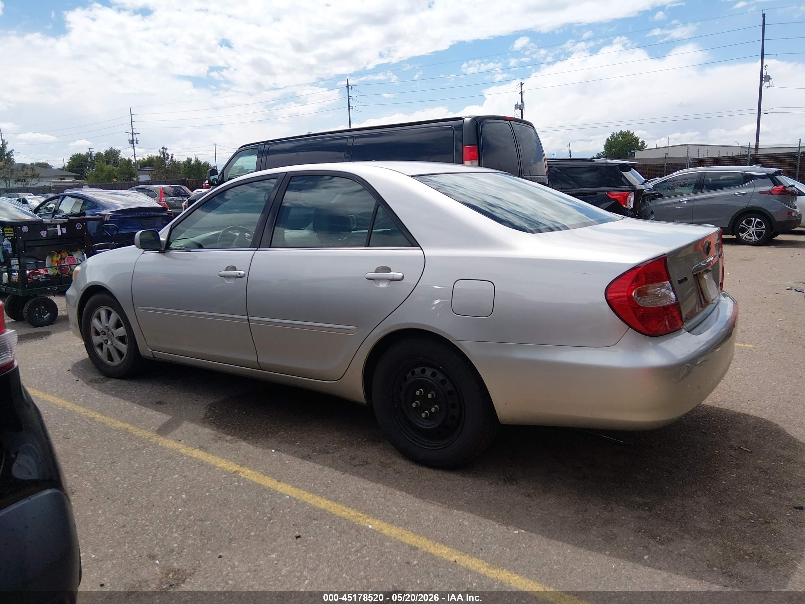 2004 Toyota Camry Xle V6 Silver vin: 4T1BF30K14U589869