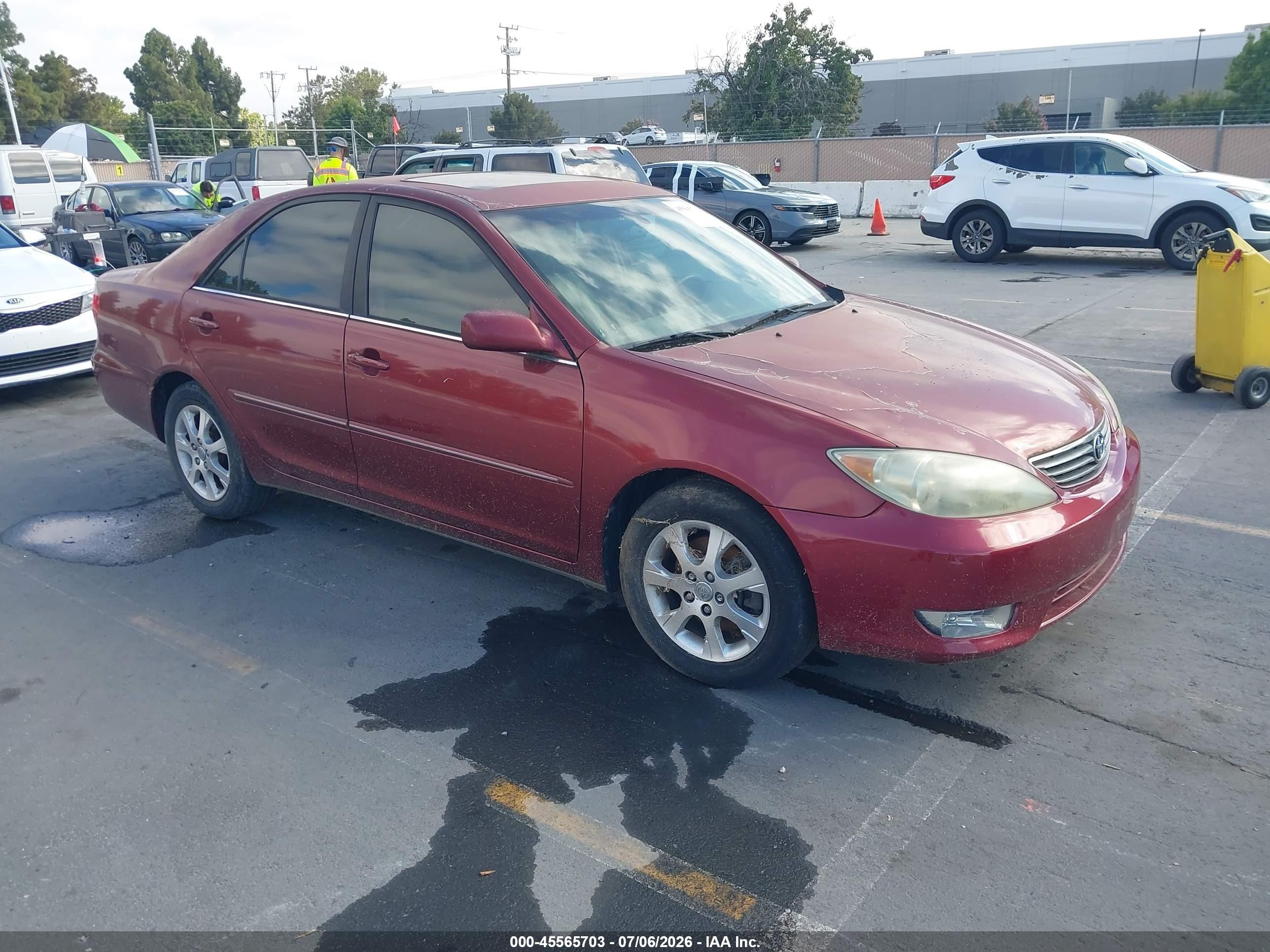 2005 Toyota Camry Xle V6 Red vin: 4T1BF30K15U095366