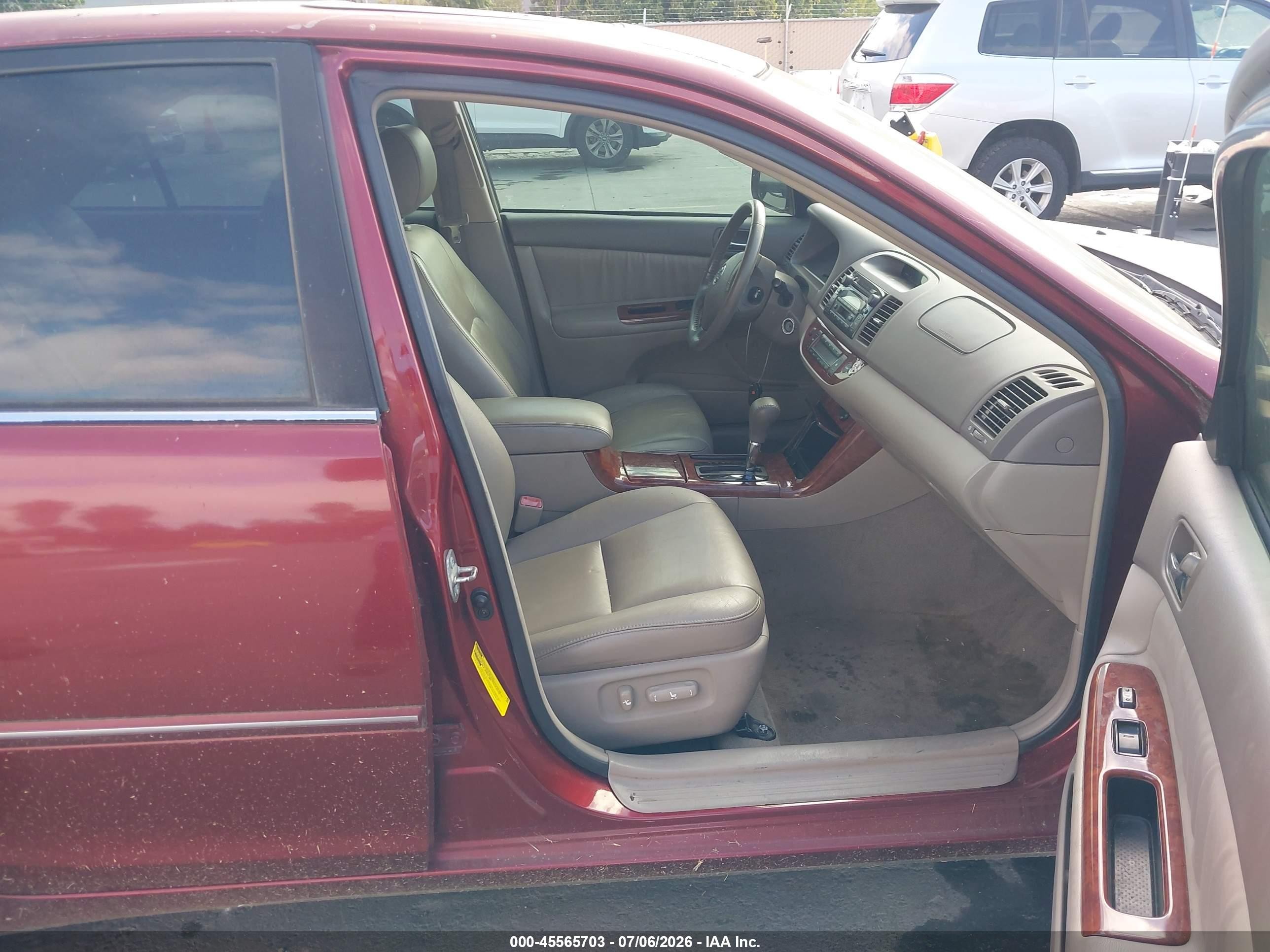 2005 Toyota Camry Xle V6 Red vin: 4T1BF30K15U095366