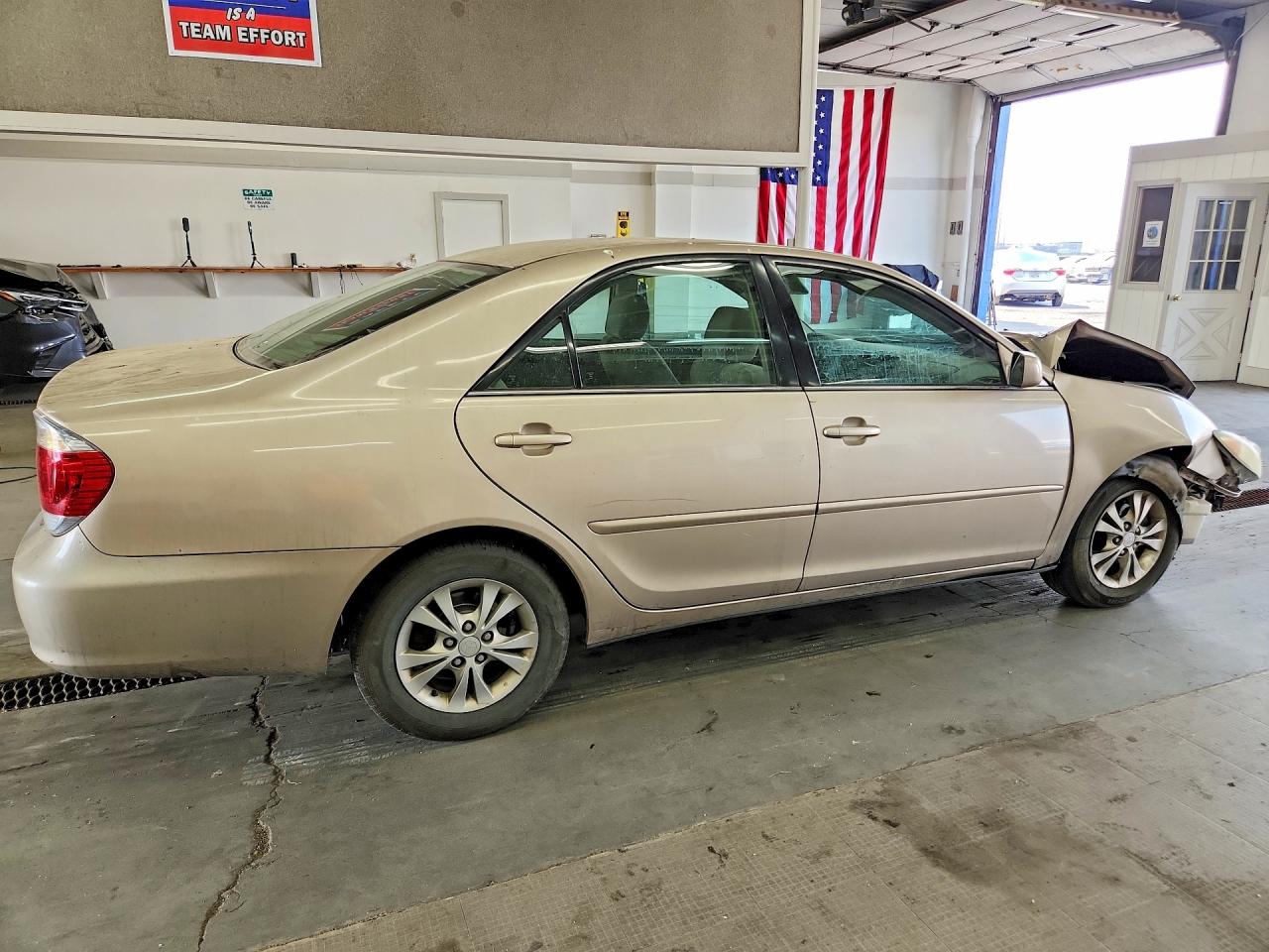 2005 Toyota Camry Le V6 Tan vin: 4T1BF30K15U593907