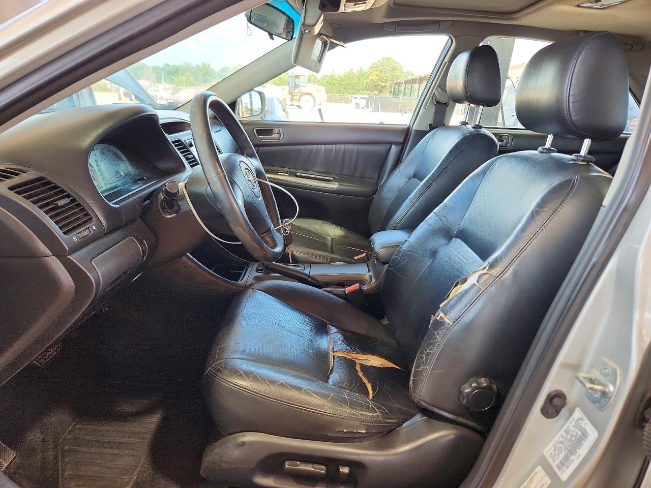 2002 Toyota Camry Se V6 Серебряный vin: 4T1BF30K22U002575