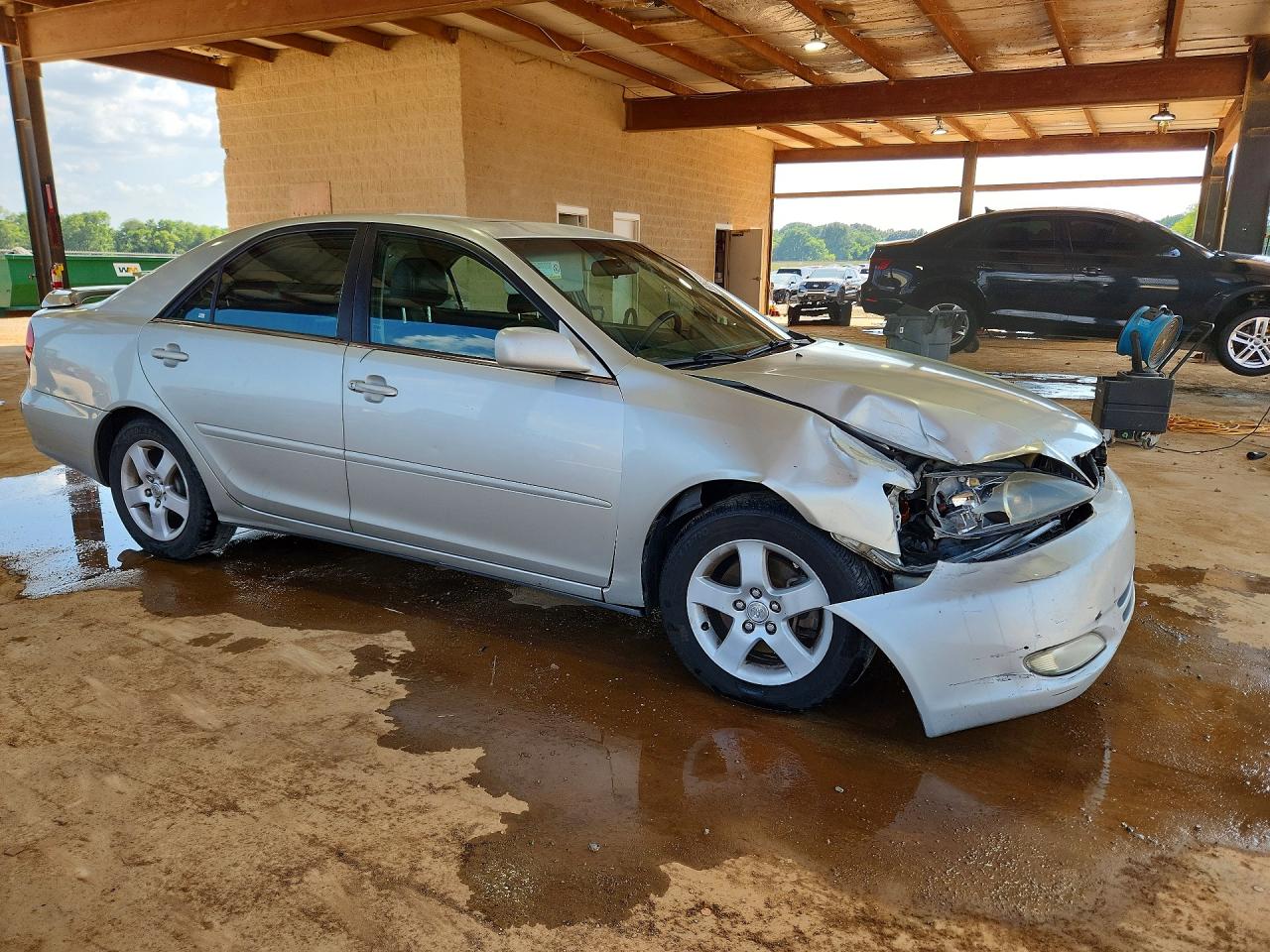 2002 Toyota Camry Se V6 Серебряный vin: 4T1BF30K22U002575