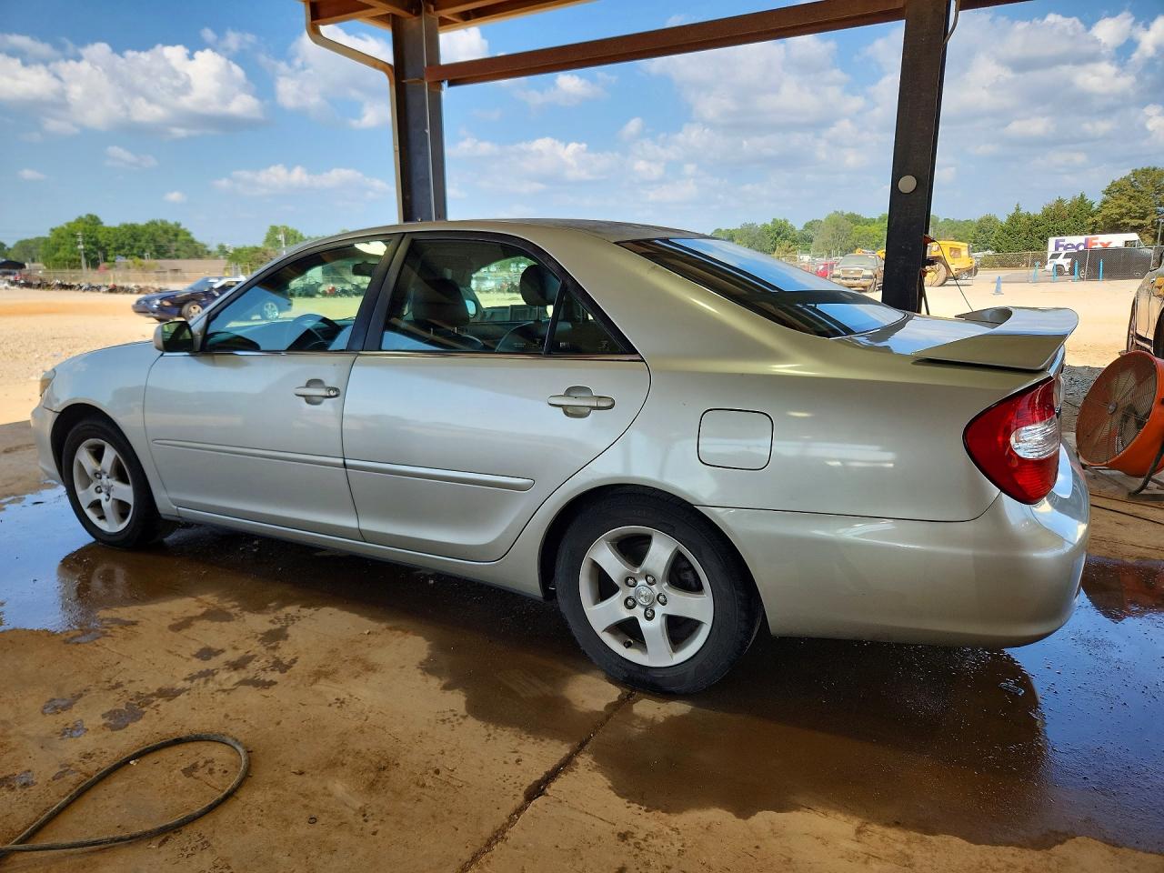 2002 Toyota Camry Se V6 Серебряный vin: 4T1BF30K22U002575