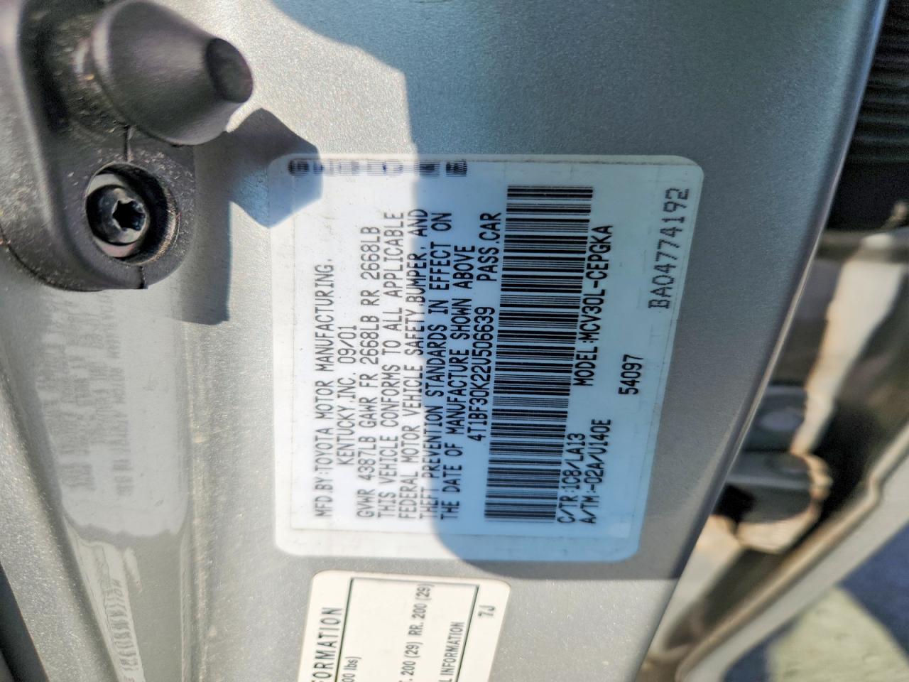 2002 Toyota Camry Xle V6 Silver vin: 4T1BF30K22U506639