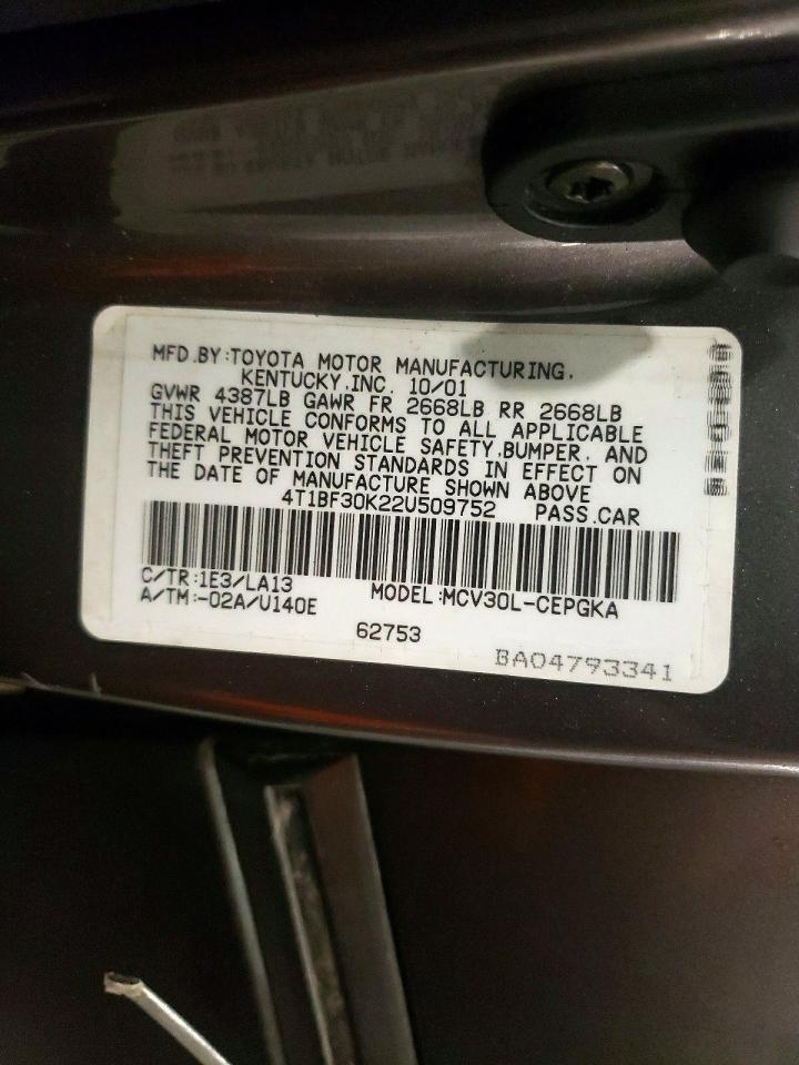 2002 Toyota Camry Le Silver vin: 4T1BF30K22U509752
