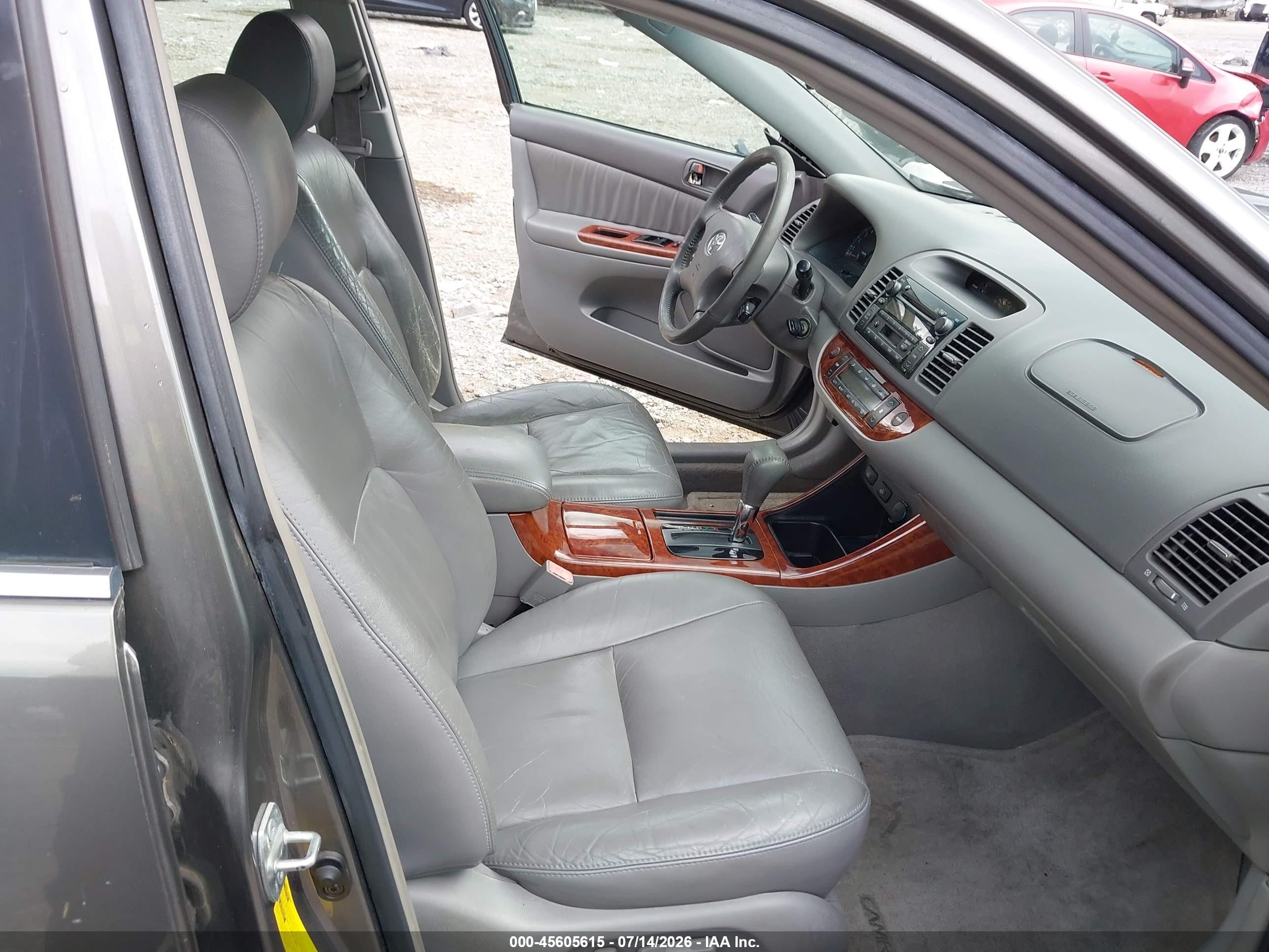 2002 Toyota Camry Xle Gray vin: 4T1BF30K22U523876
