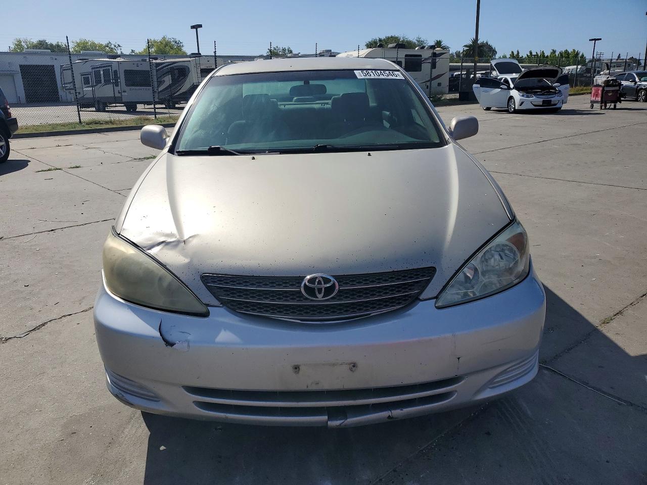 2004 Toyota Camry Le V6 Gold vin: 4T1BF30K24U072807