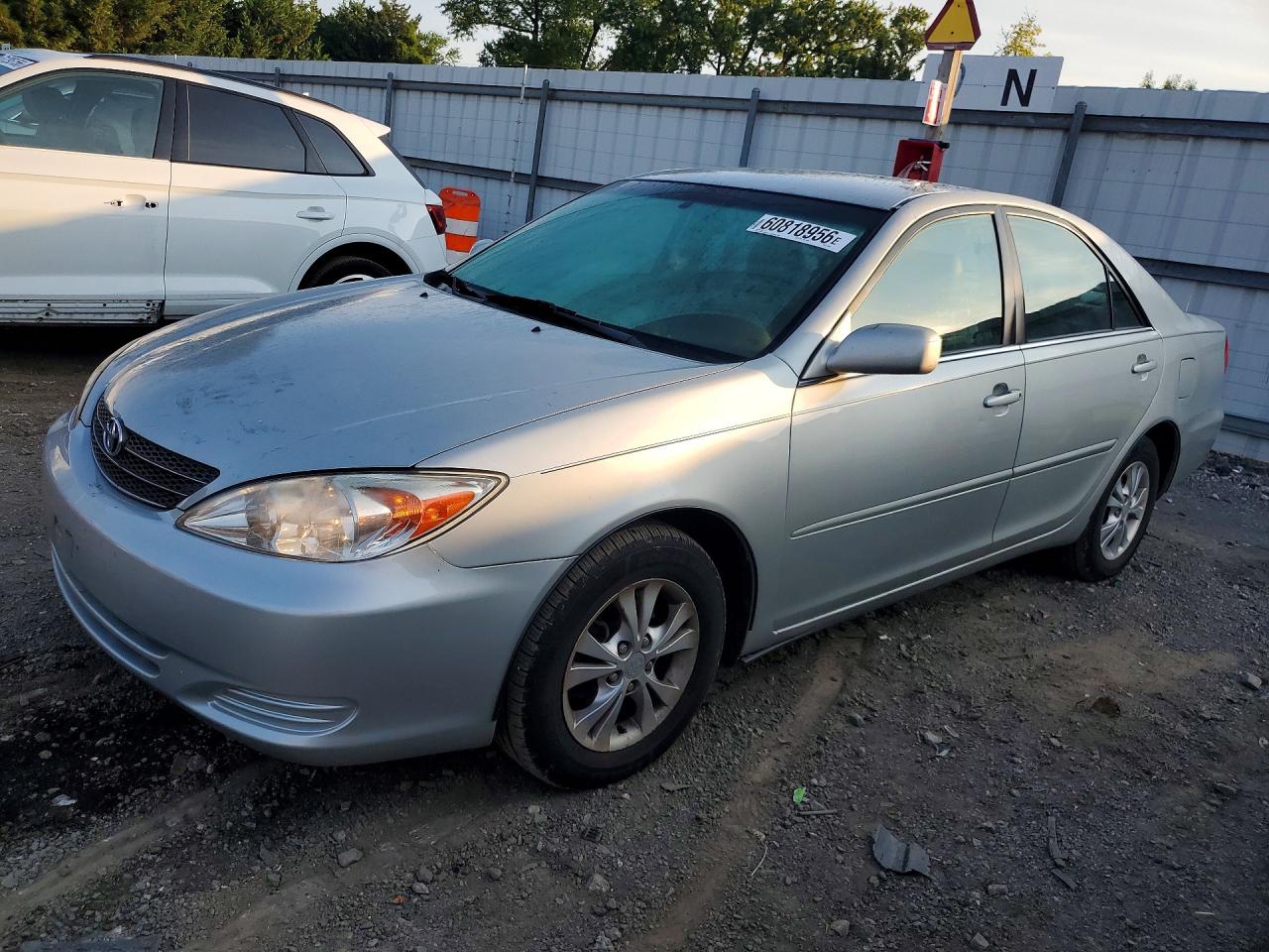 2004 Toyota Camry Le V6 Silver vin: 4T1BF30K24U073830