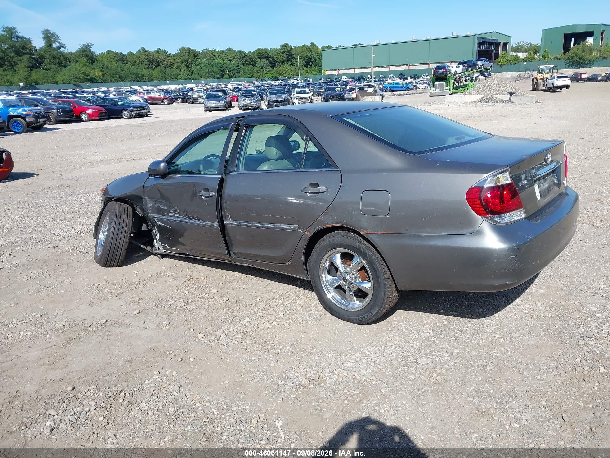 2004 Toyota Camry Xle V6 Beige vin: 4T1BF30K24U571672