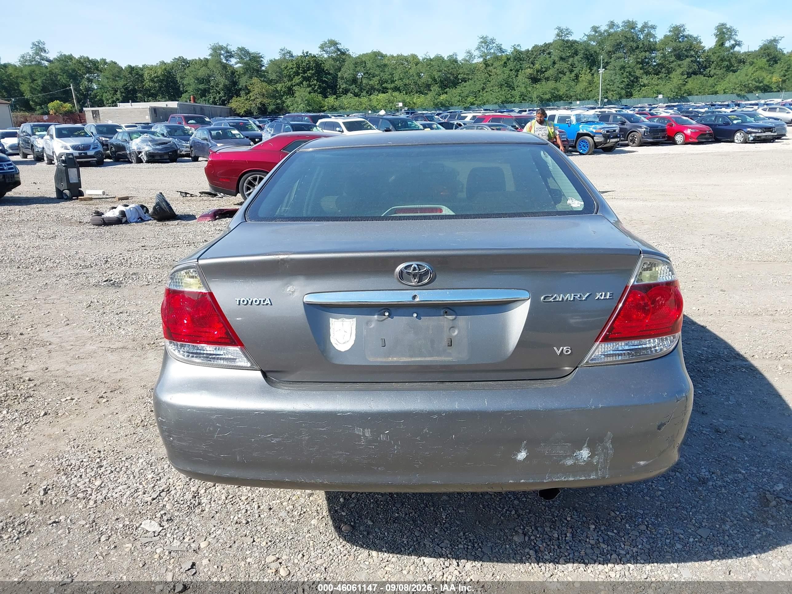 2004 Toyota Camry Xle V6 Beige vin: 4T1BF30K24U571672