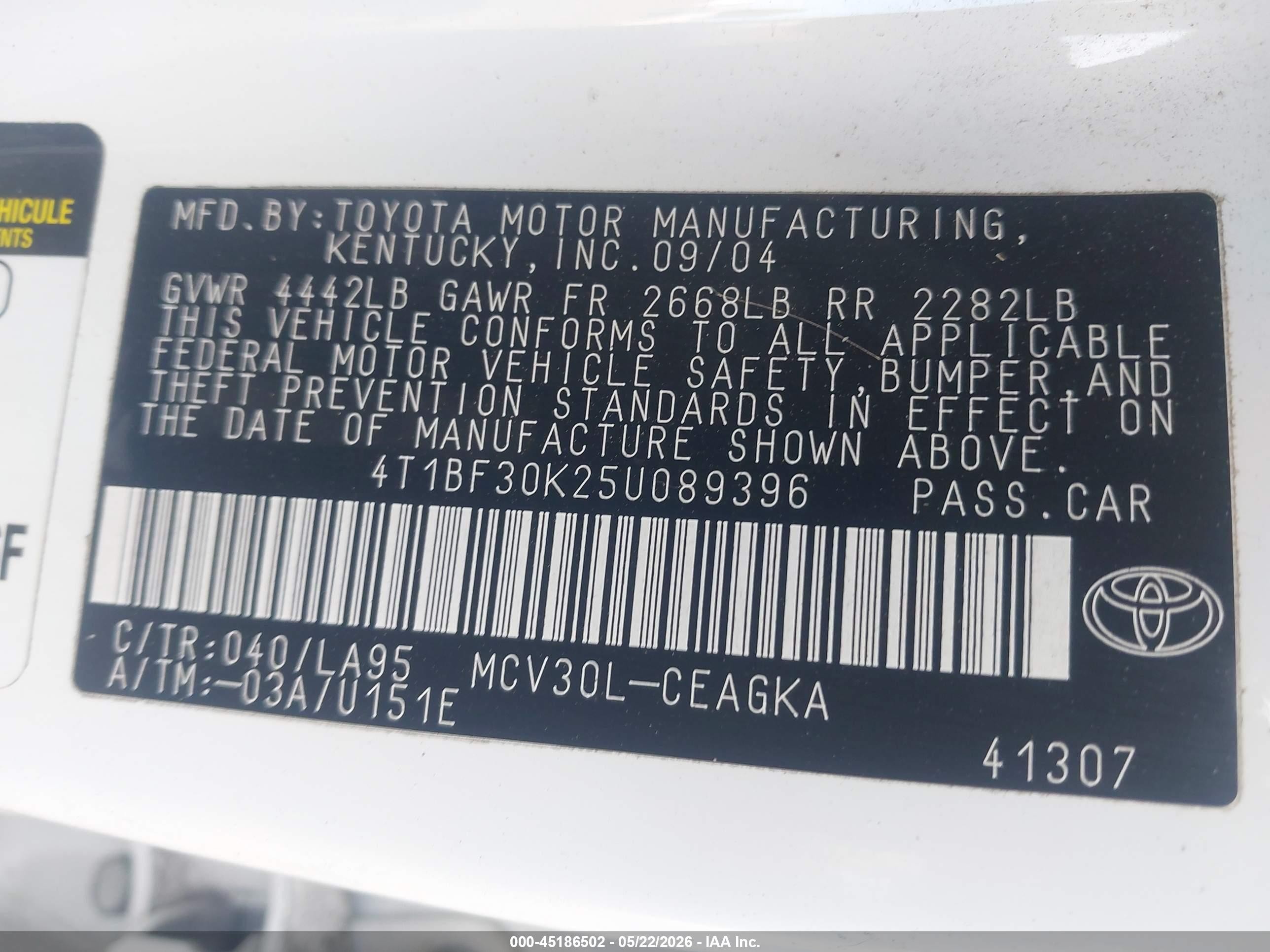 2005 Toyota Camry Xle V6 White vin: 4T1BF30K25U089396
