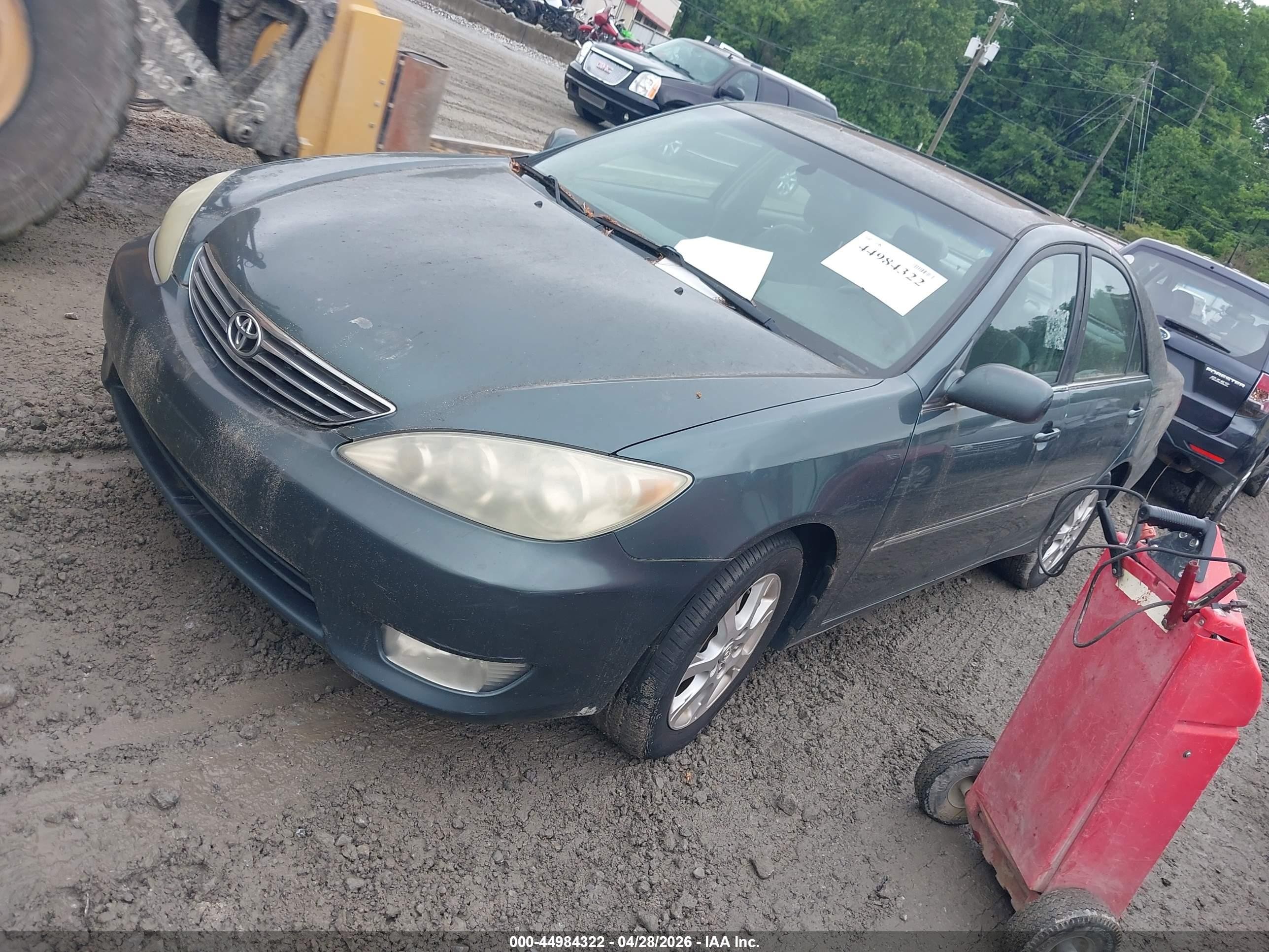 2005 Toyota Camry Xle V6 Green vin: 4T1BF30K25U092962