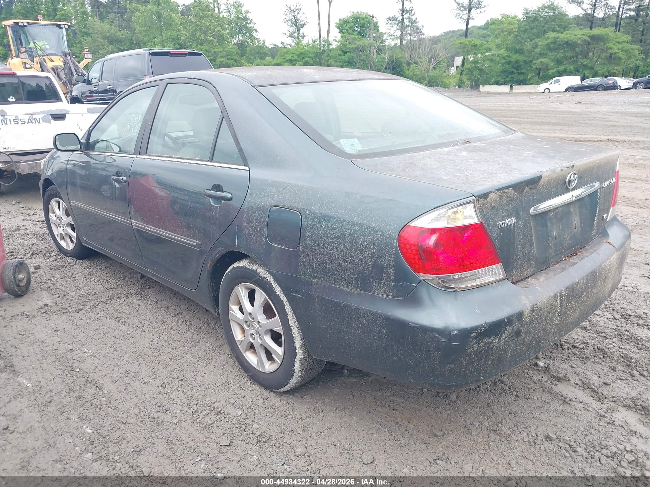 2005 Toyota Camry Xle V6 Green vin: 4T1BF30K25U092962
