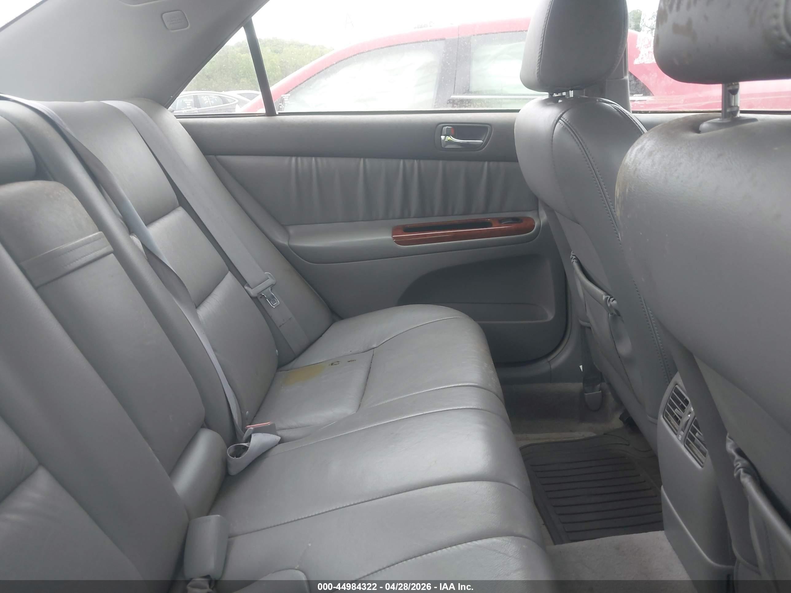 2005 Toyota Camry Xle V6 Green vin: 4T1BF30K25U092962