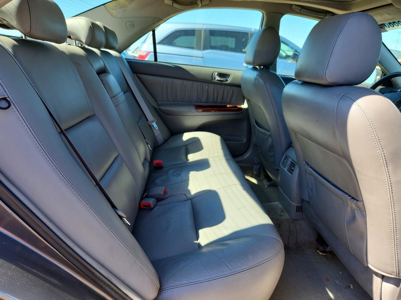 2005 Toyota Camry Xle V6 Gray vin: 4T1BF30K25U593480
