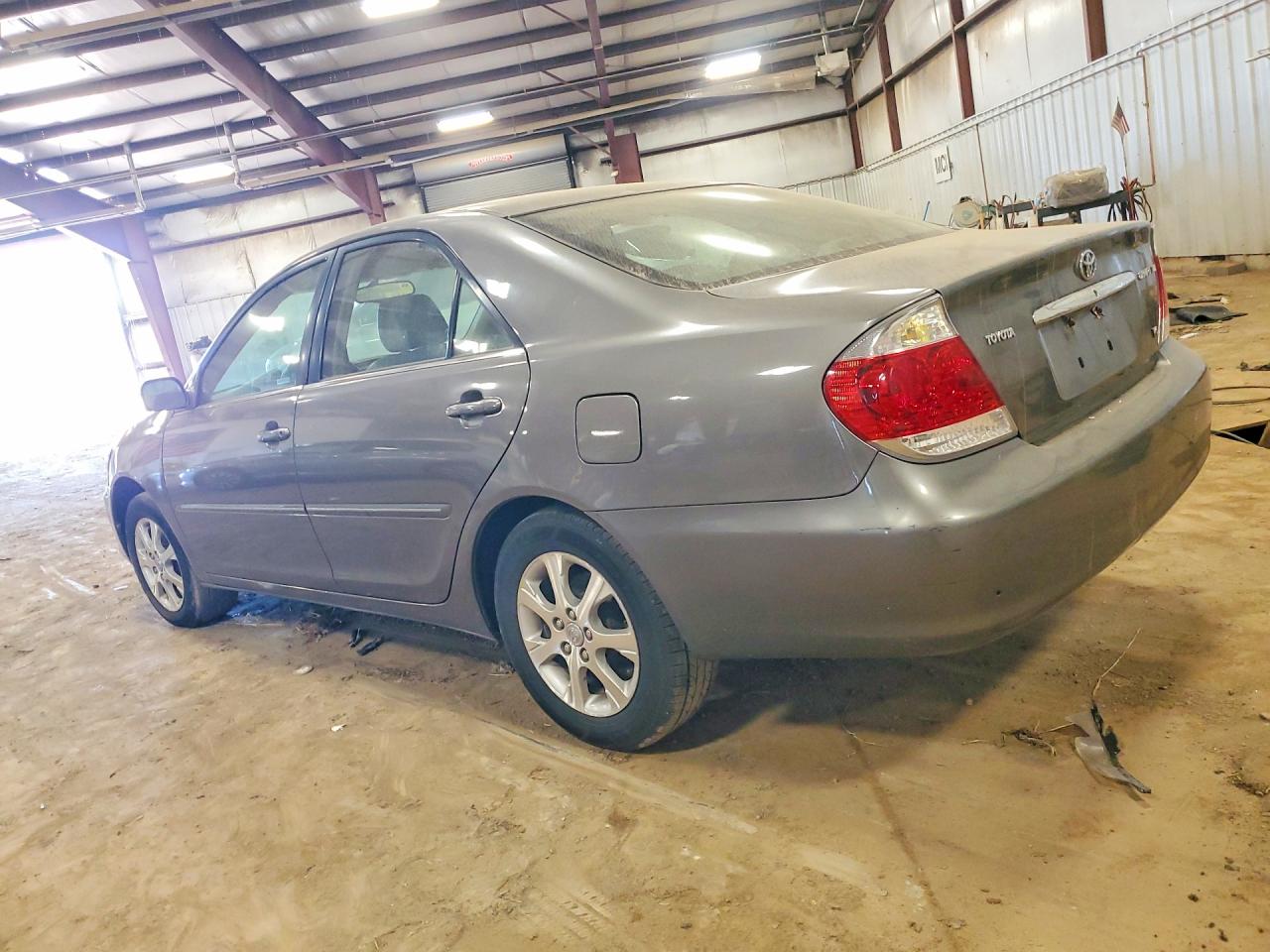 2005 Toyota Camry Xle V6 Silver vin: 4T1BF30K25U618829