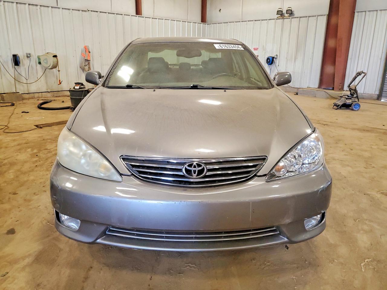 2005 Toyota Camry Xle V6 Silver vin: 4T1BF30K25U618829