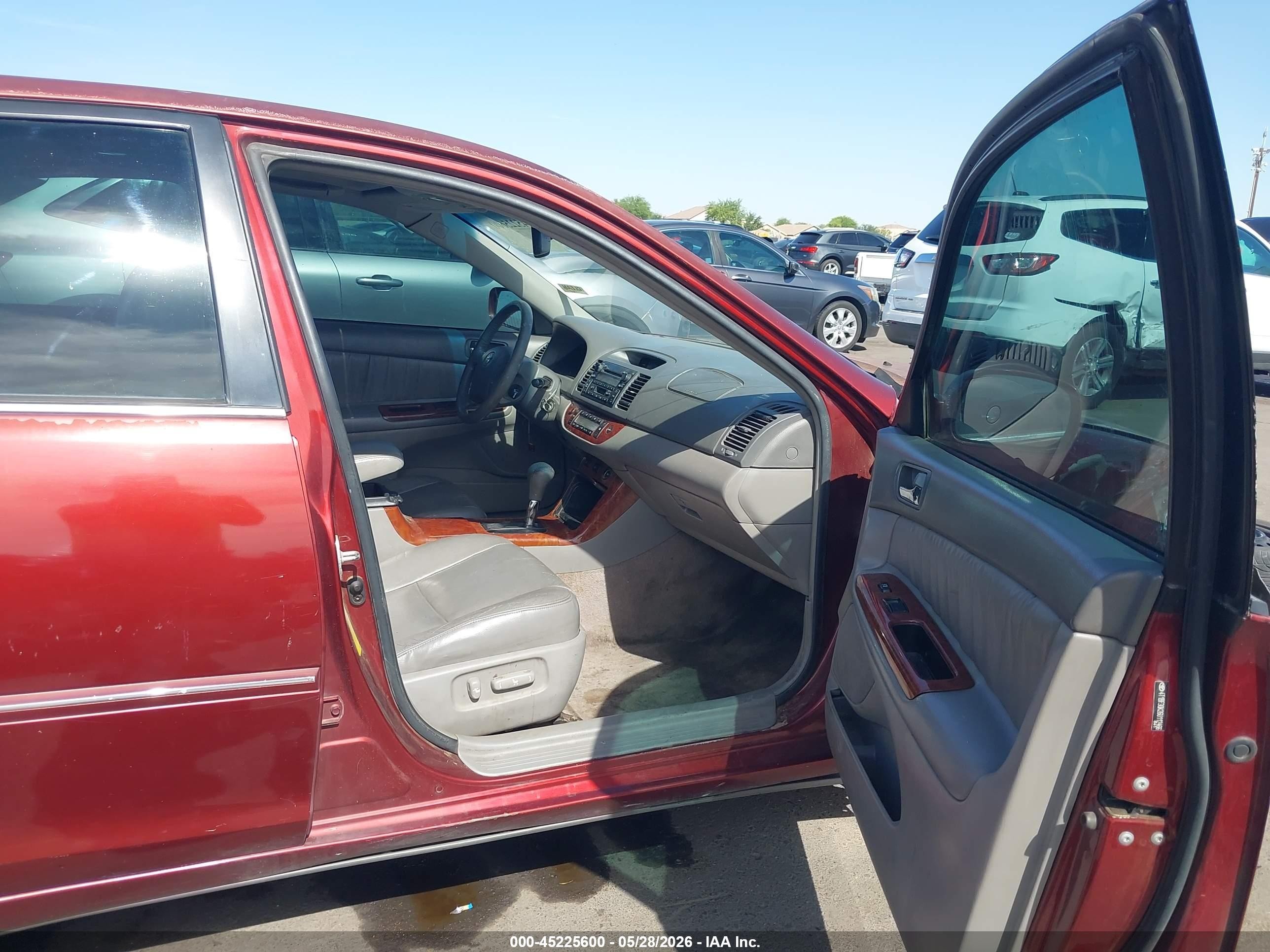 2006 Toyota Camry Xle V6 Red vin: 4T1BF30K26U112466