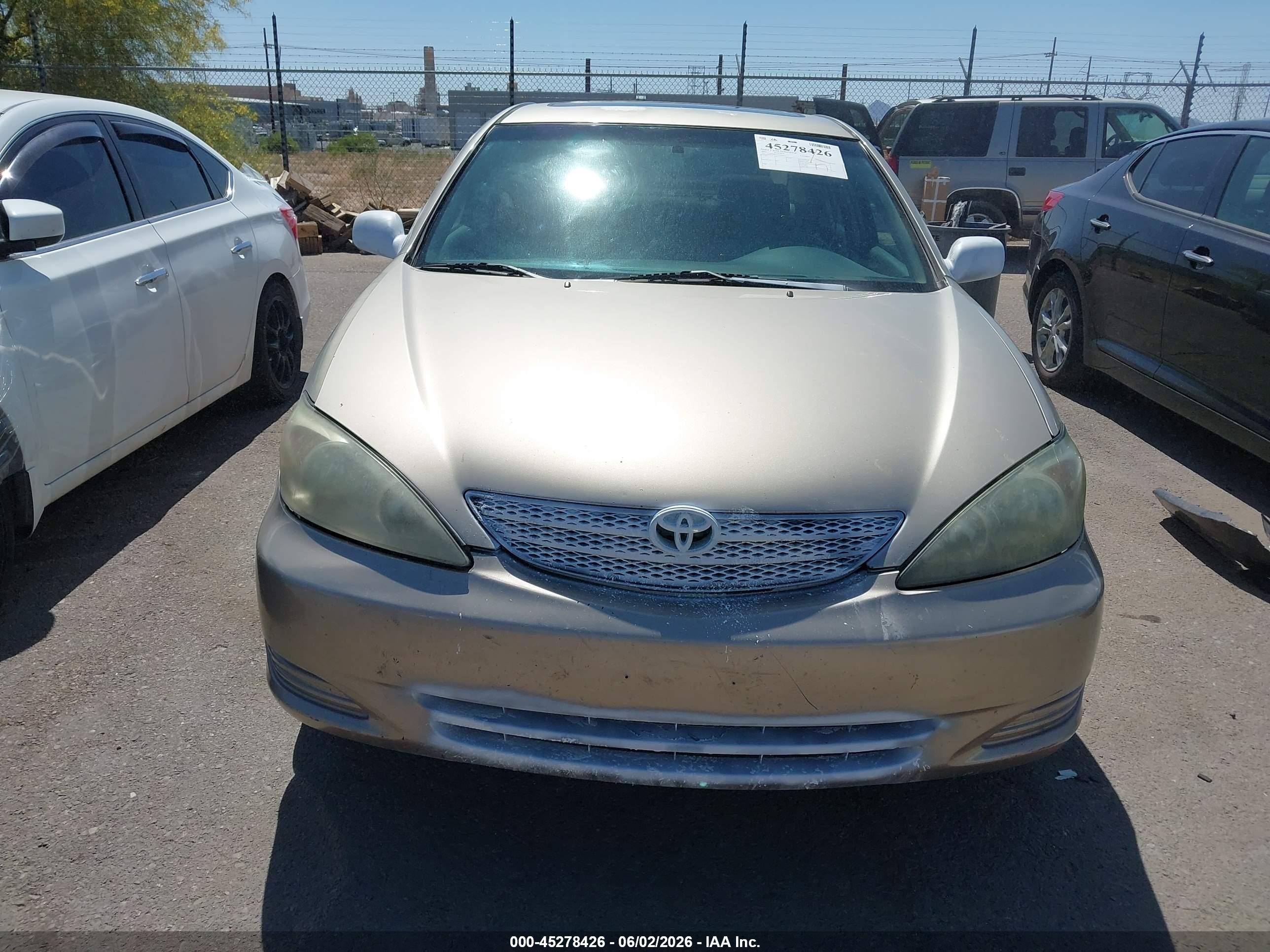 2002 Toyota Camry Se V6 Champagne vin: 4T1BF30K32U504561