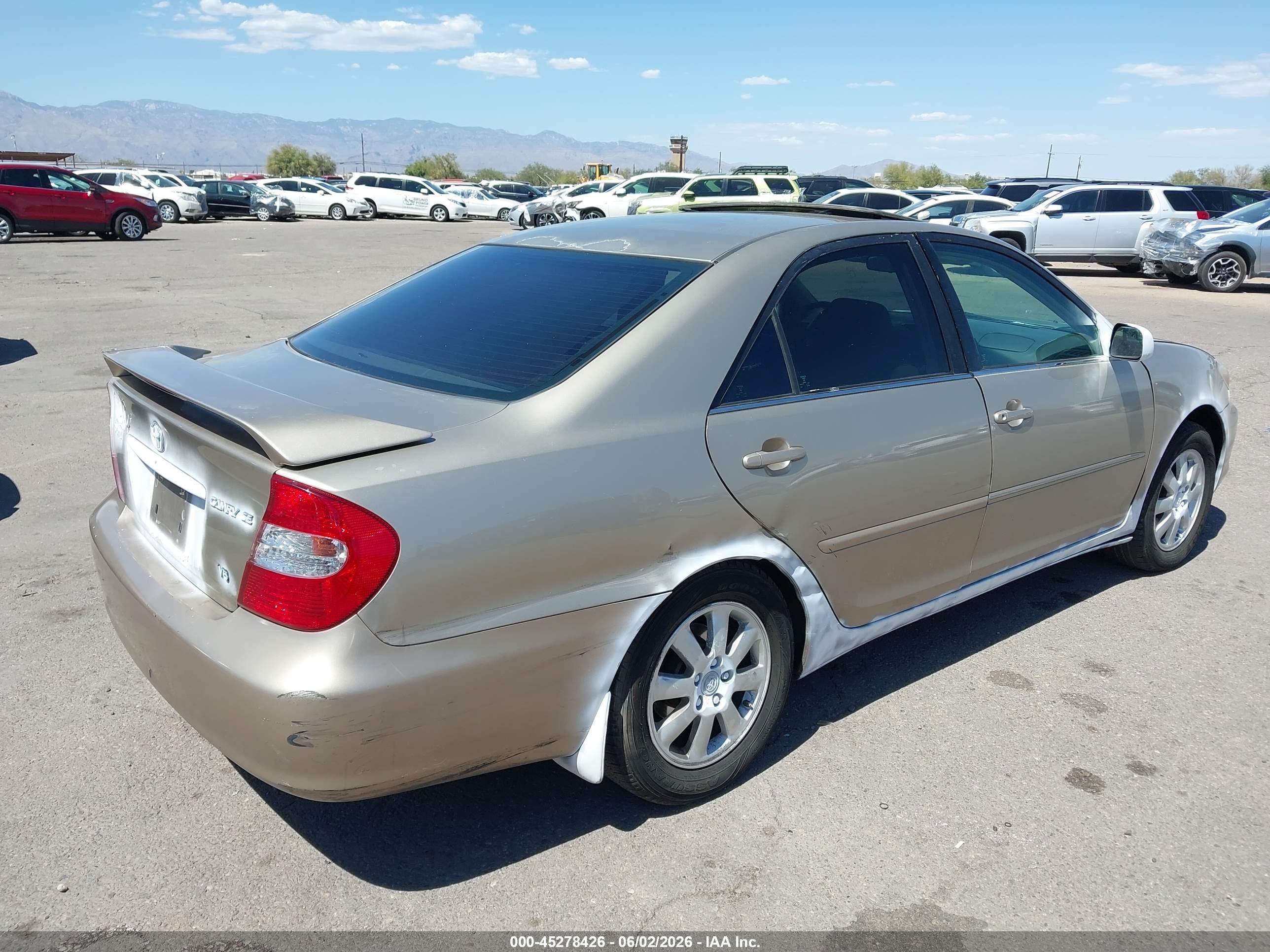 2002 Toyota Camry Se V6 Champagne vin: 4T1BF30K32U504561