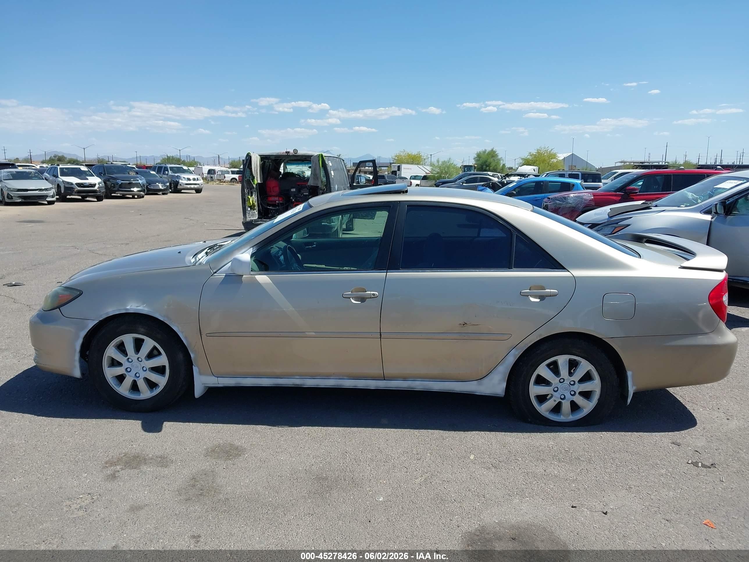 2002 Toyota Camry Se V6 Champagne vin: 4T1BF30K32U504561