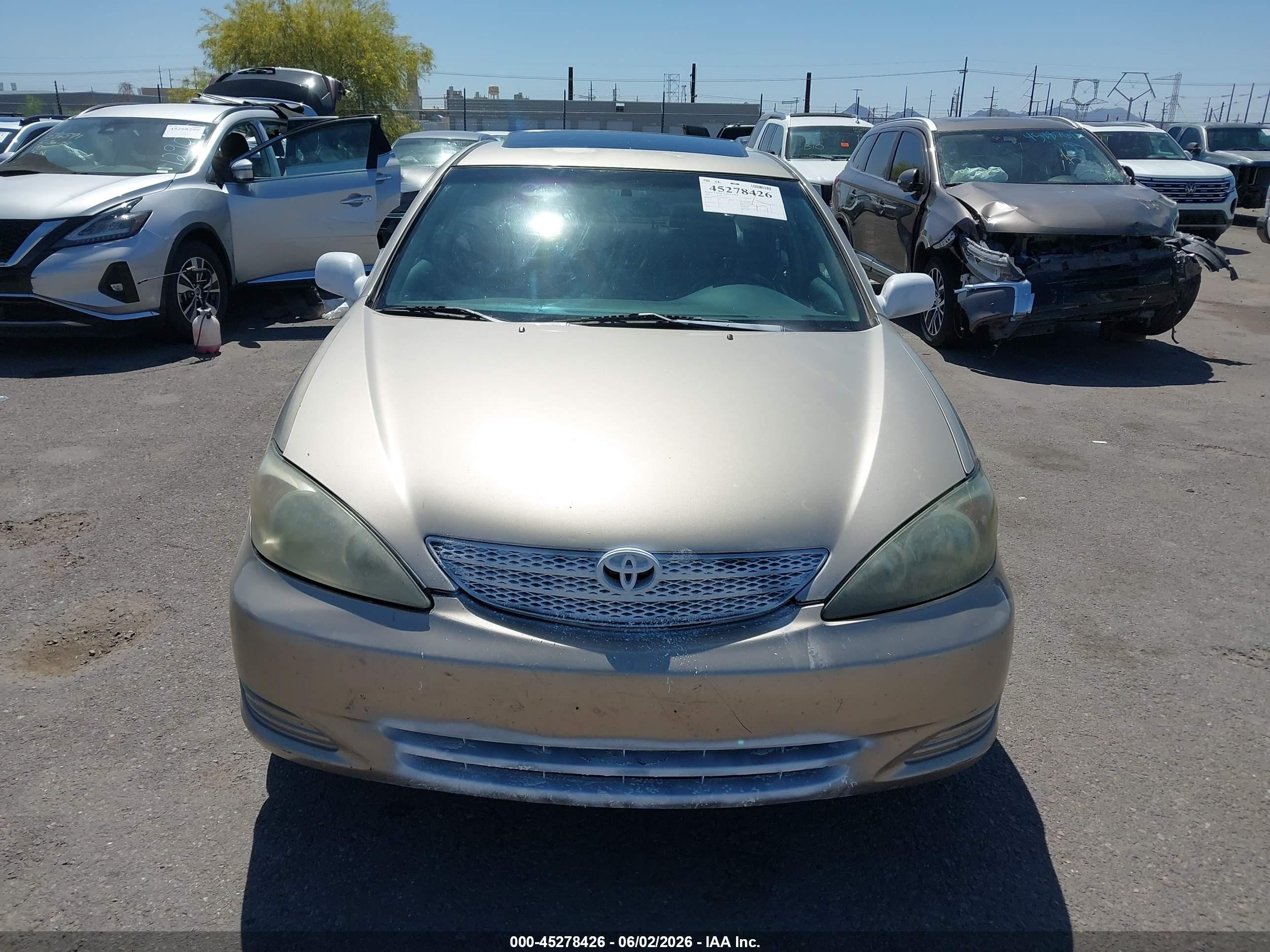 2002 Toyota Camry Se V6 Champagne vin: 4T1BF30K32U504561