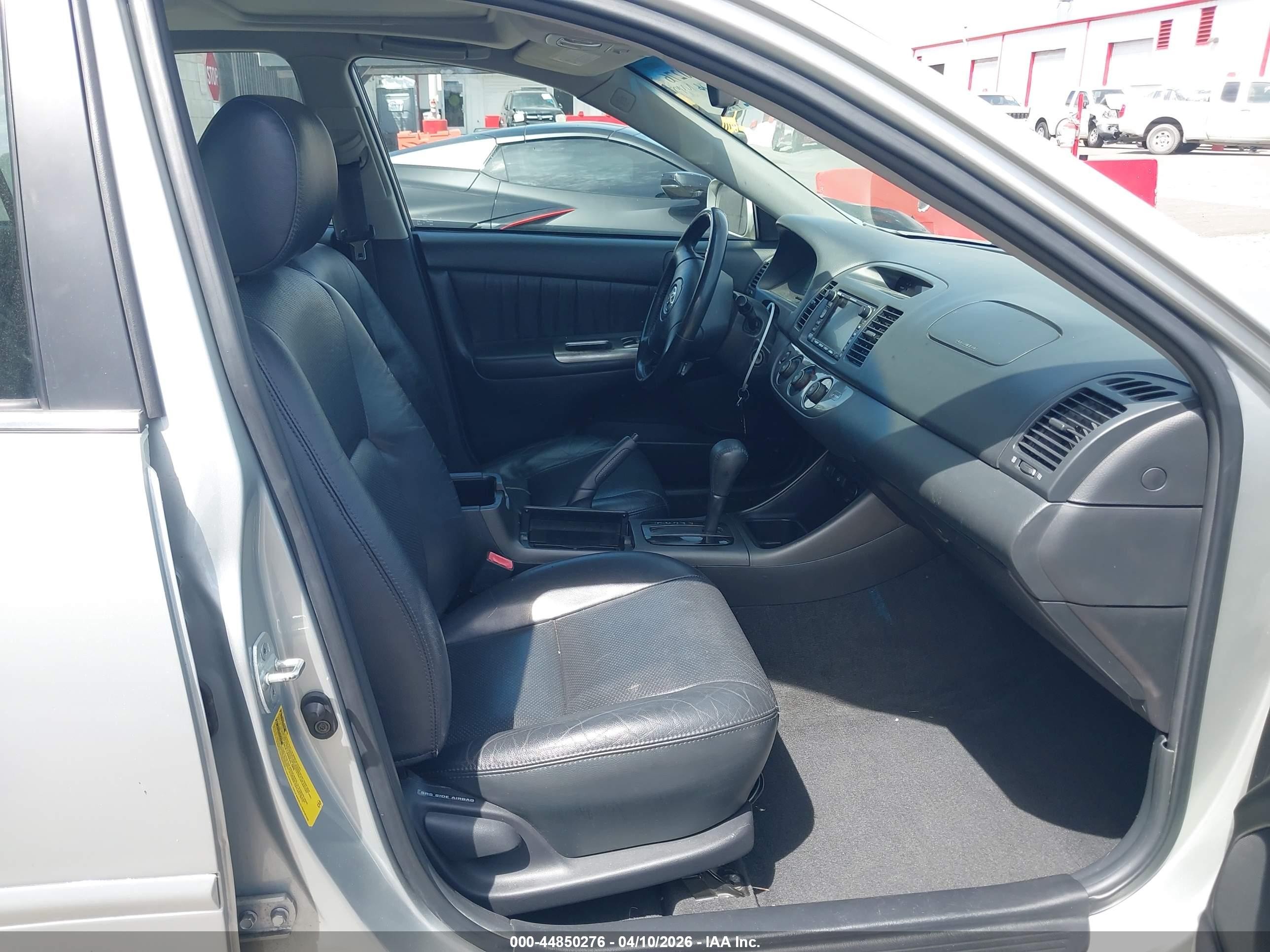 2002 Toyota Camry Se V6 Silver vin: 4T1BF30K32U505807