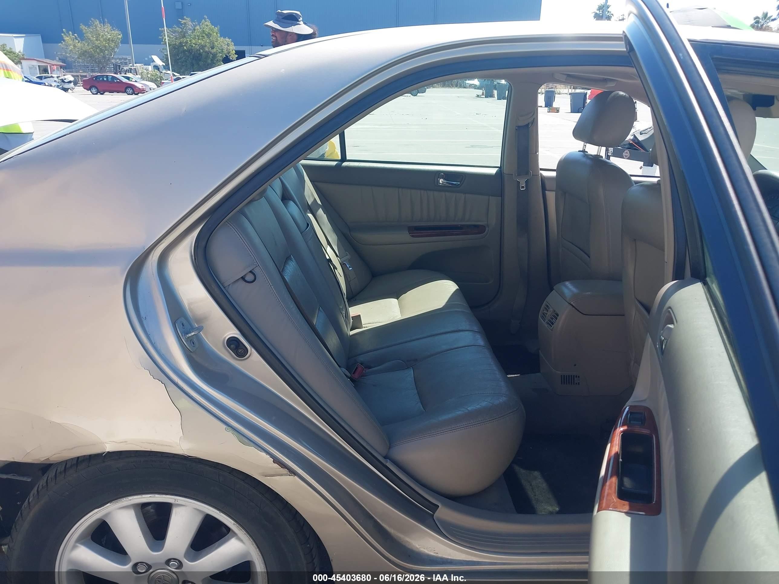 2003 Toyota Camry Xle V6 Brown vin: 4T1BF30K33U554216