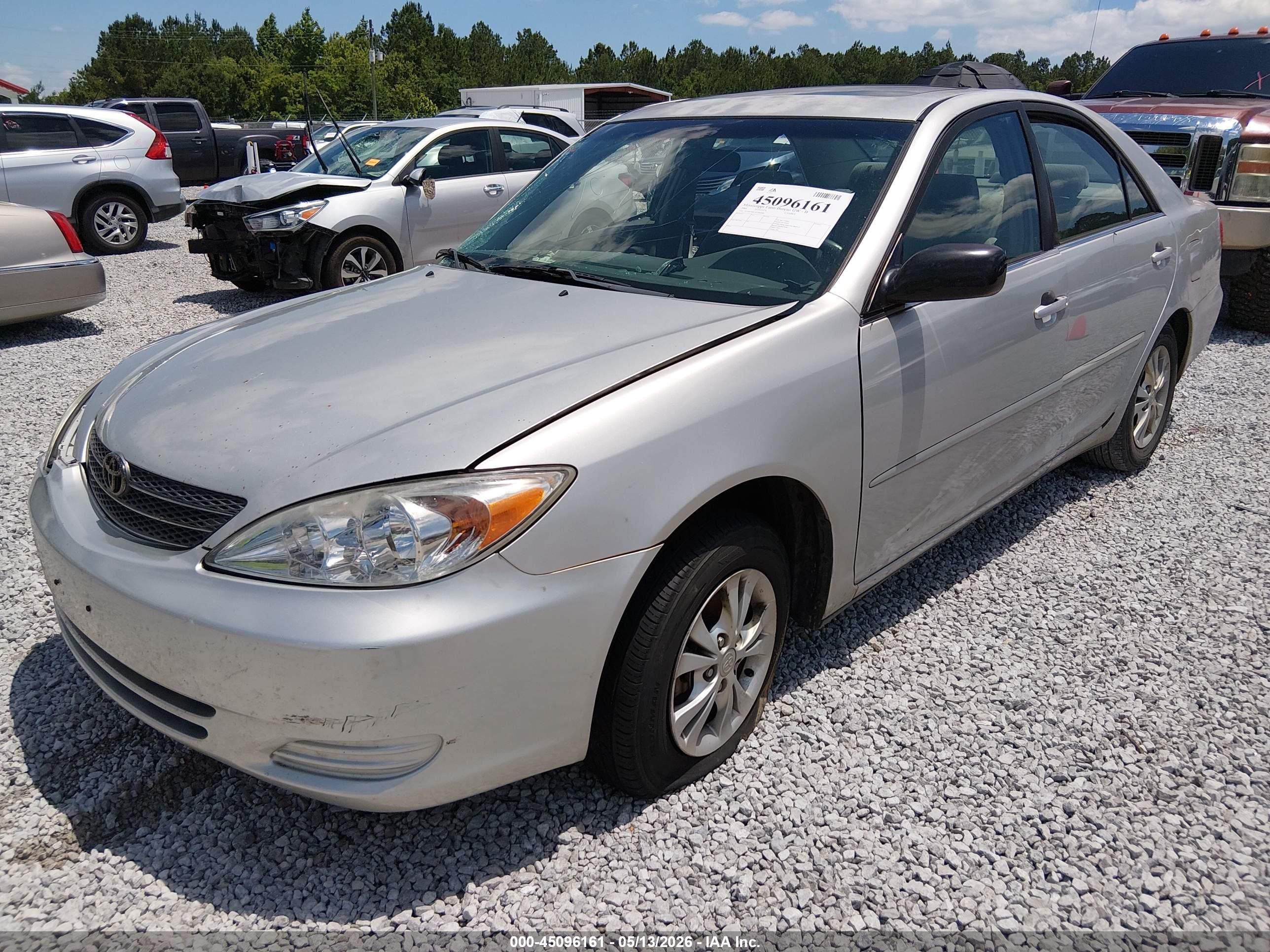 2004 Toyota Camry Le V6 Серебряный vin: 4T1BF30K34U069088