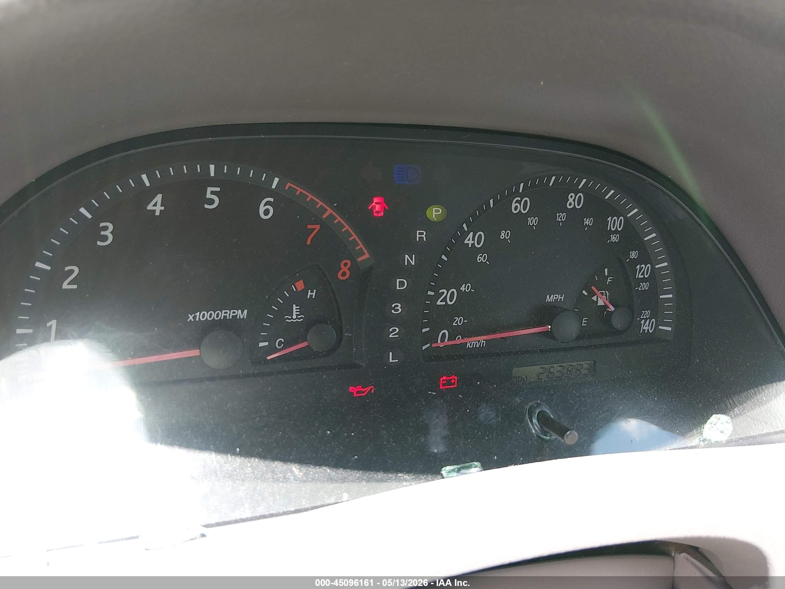 2004 Toyota Camry Le V6 Серебряный vin: 4T1BF30K34U069088
