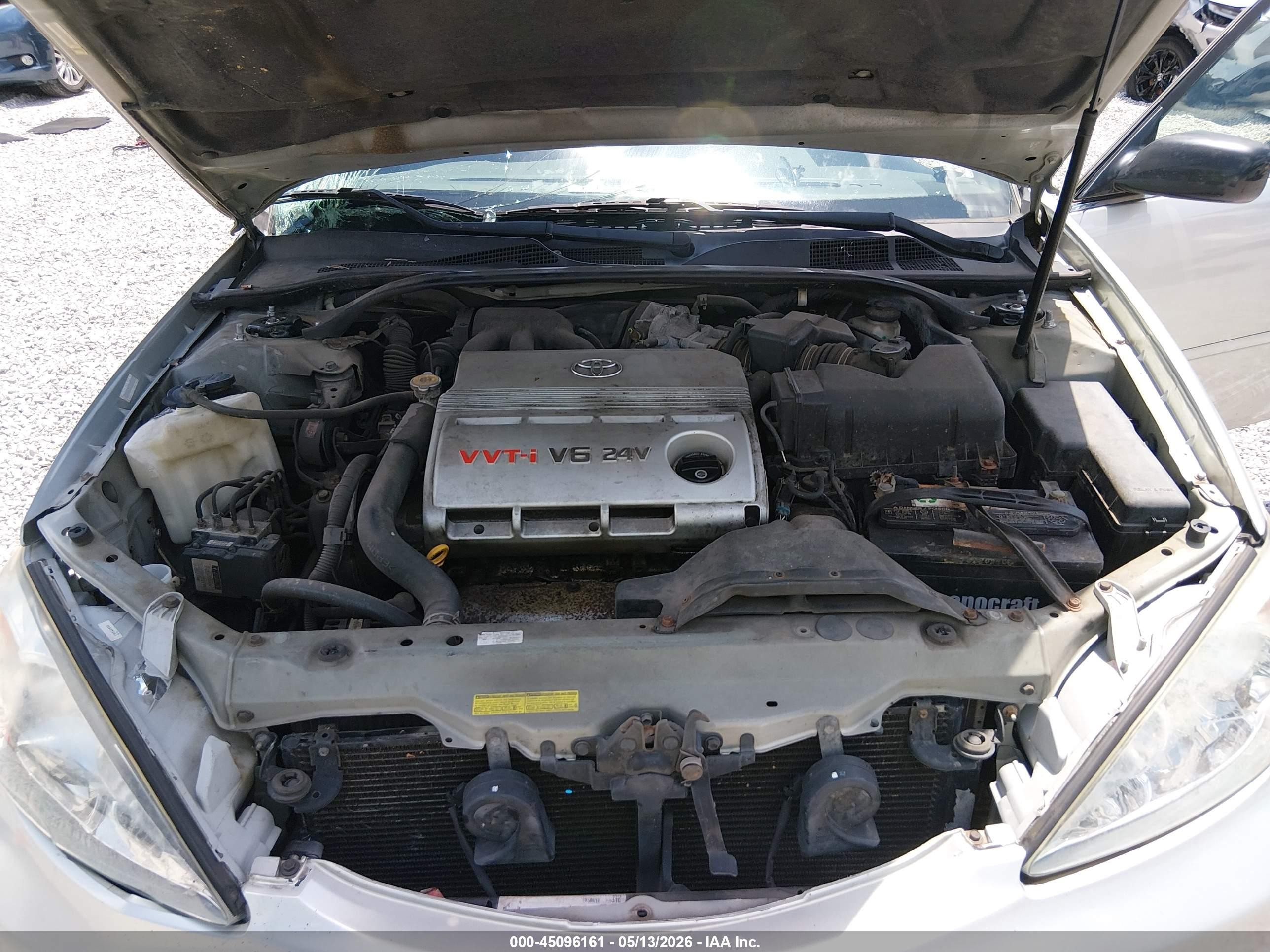 2004 Toyota Camry Le V6 Серебряный vin: 4T1BF30K34U069088