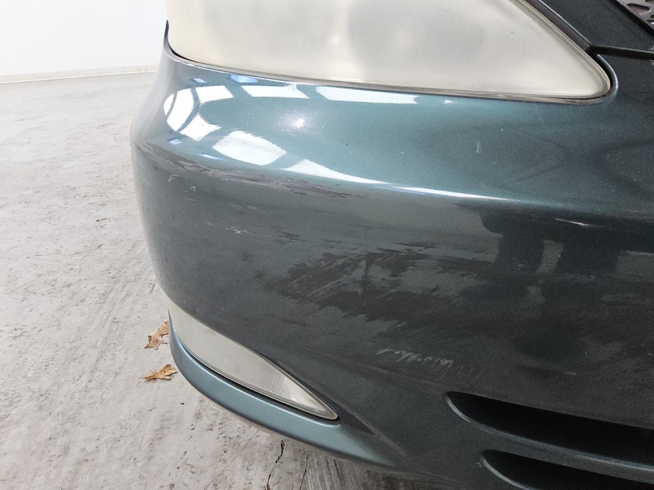 2004 Toyota Camry Xle V6 Green vin: 4T1BF30K34U074176 Damage: Front Bumper/Cover, Scraped, > 12 Inches