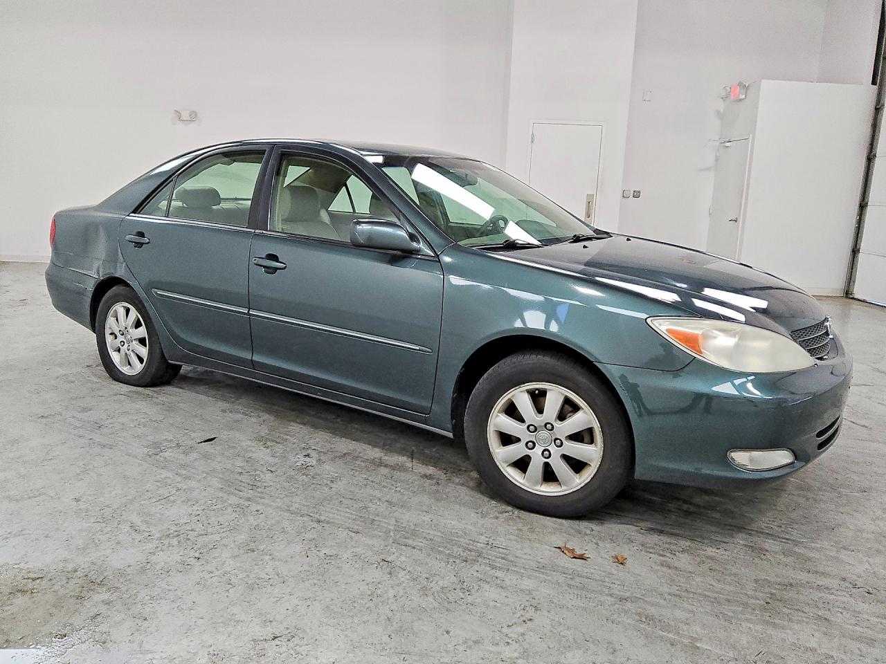 2004 Toyota Camry Xle V6 Green vin: 4T1BF30K34U074176