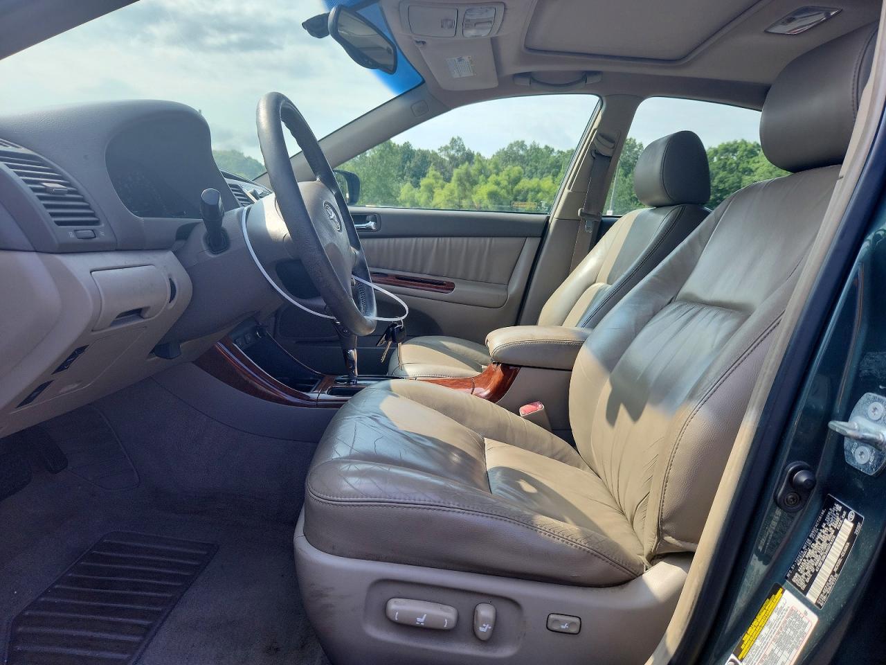 2004 Toyota Camry Xle V6 Green vin: 4T1BF30K34U074176