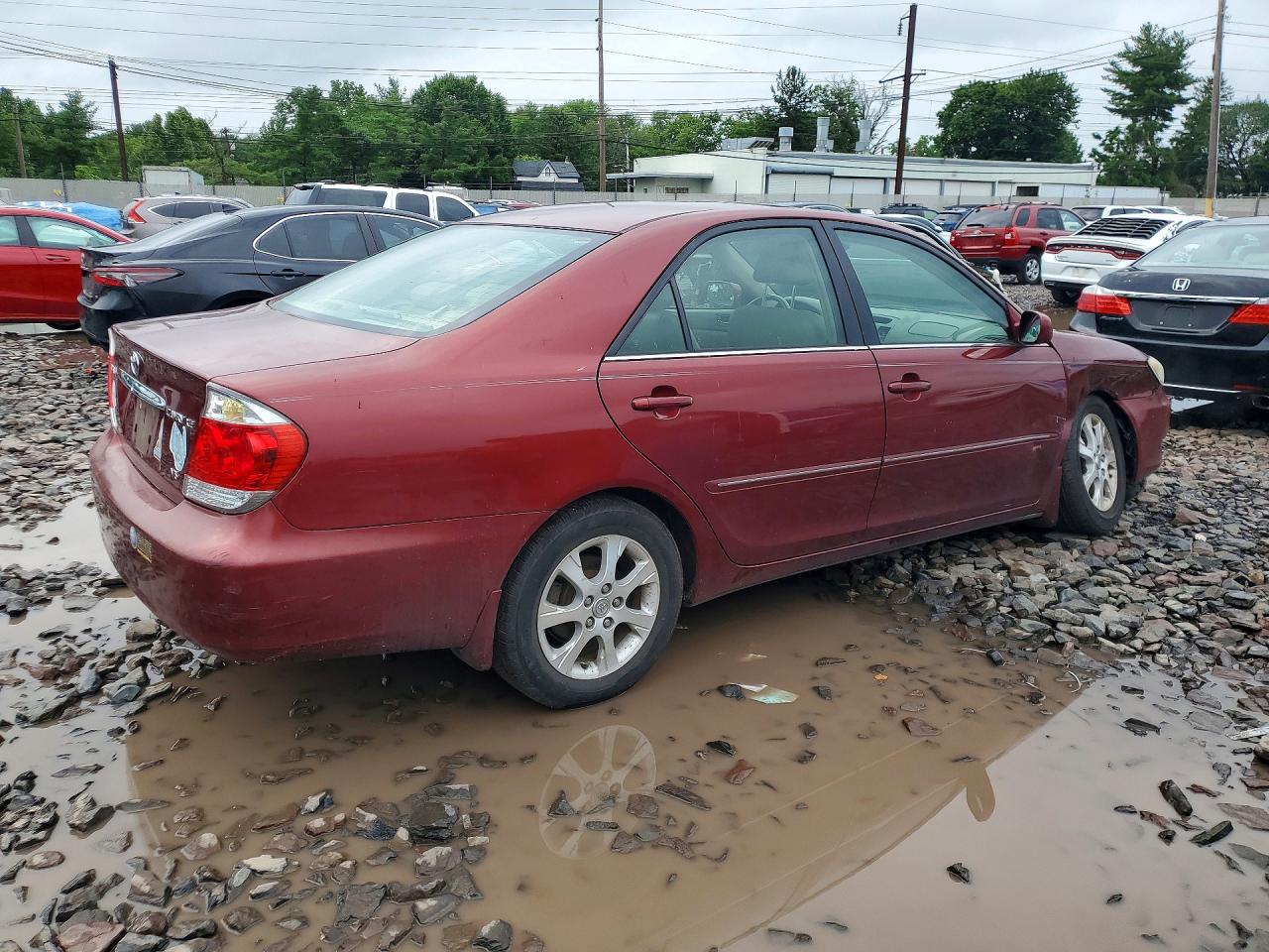 2005 Toyota Camry Xle V6 Red vin: 4T1BF30K35U087897